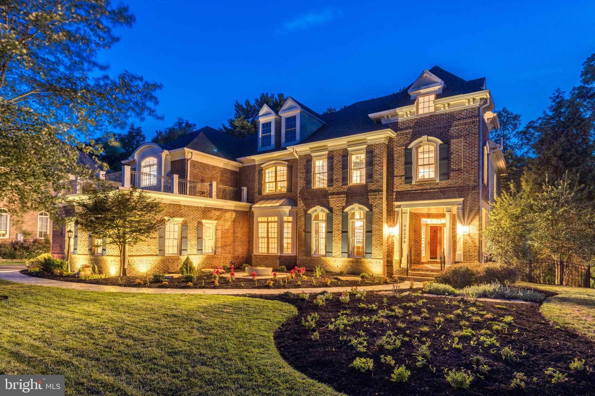 LANSDOWNE ON THE POTOMAC - Residential