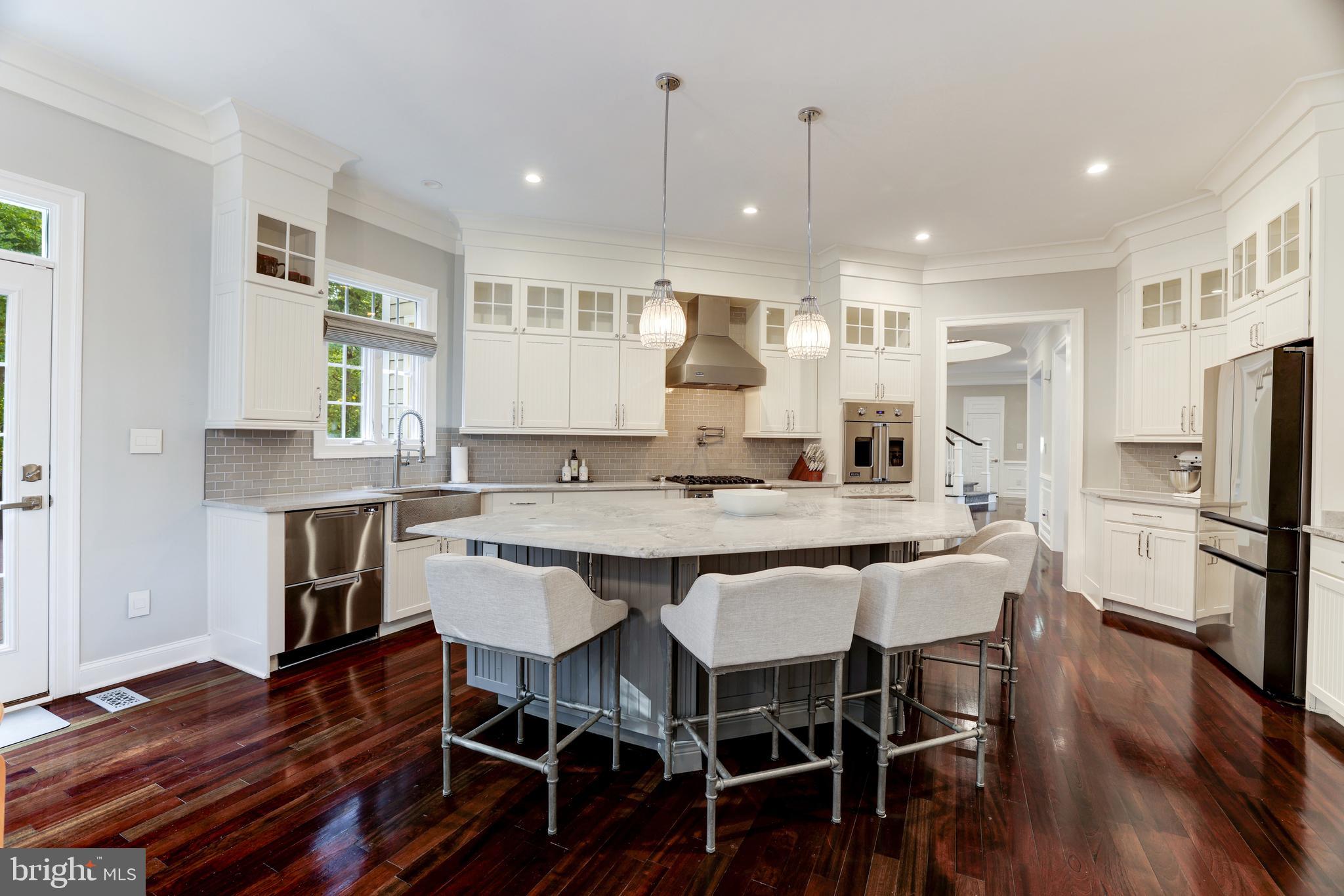 LANSDOWNE ON THE POTOMAC - Residential