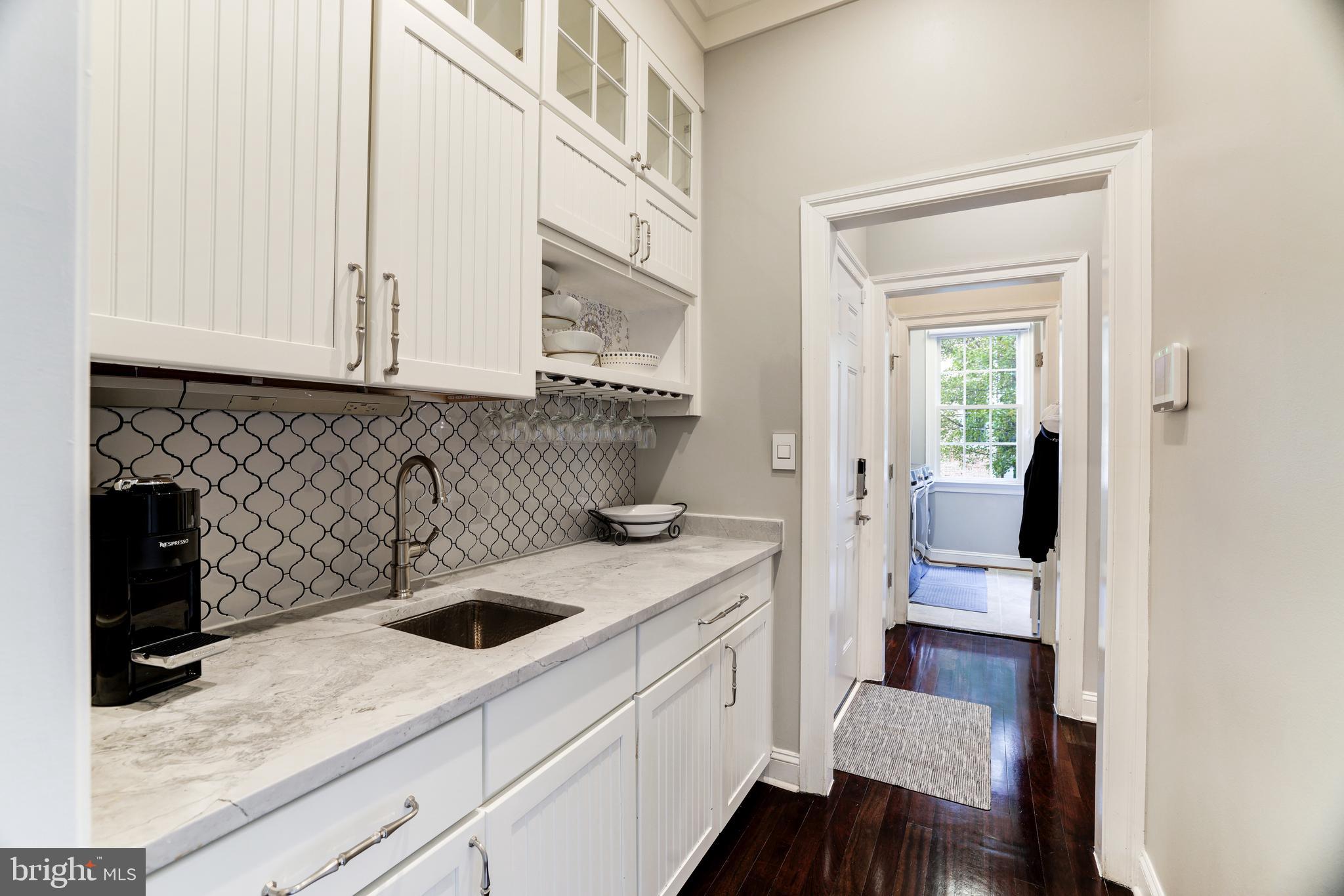 LANSDOWNE ON THE POTOMAC - Residential
