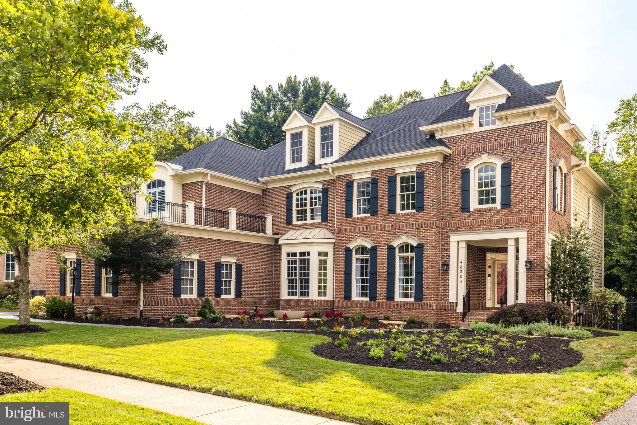LANSDOWNE ON THE POTOMAC - Residential