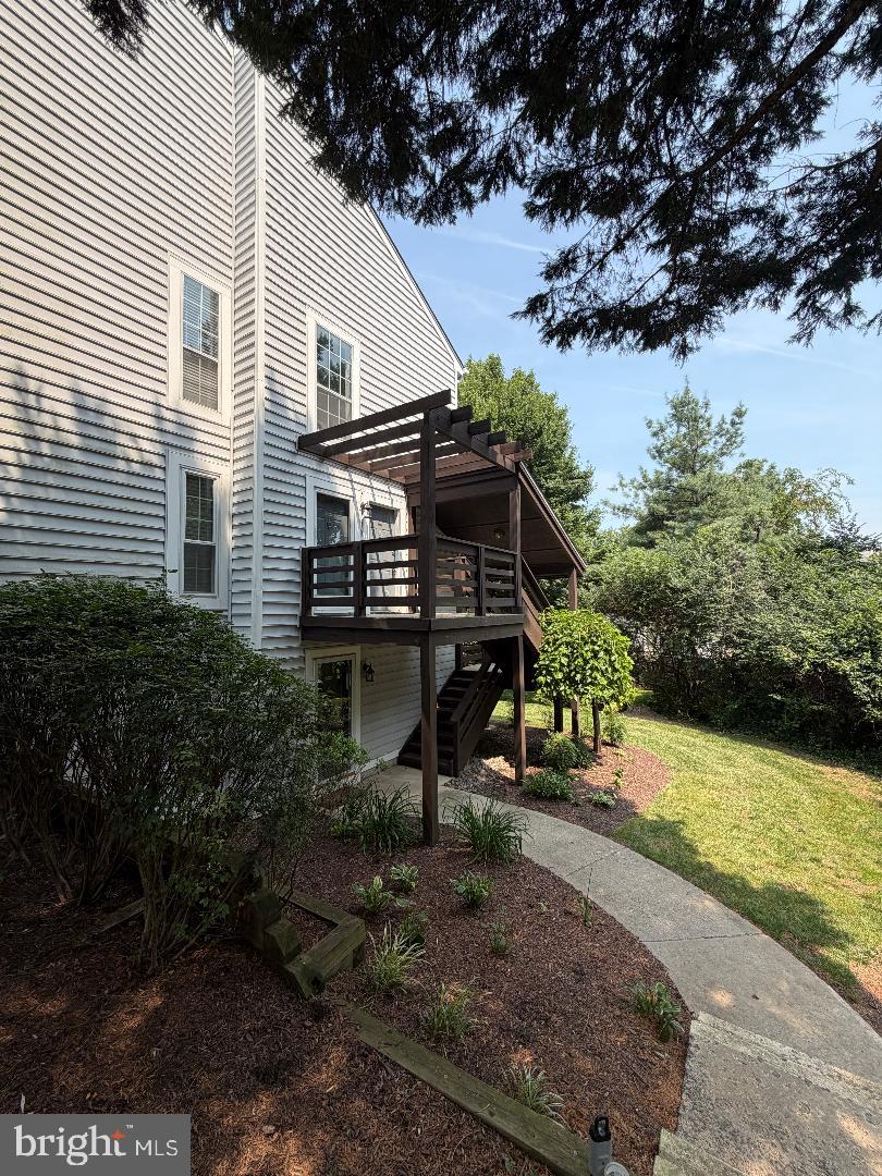 OAKTON TERRACE - Residential