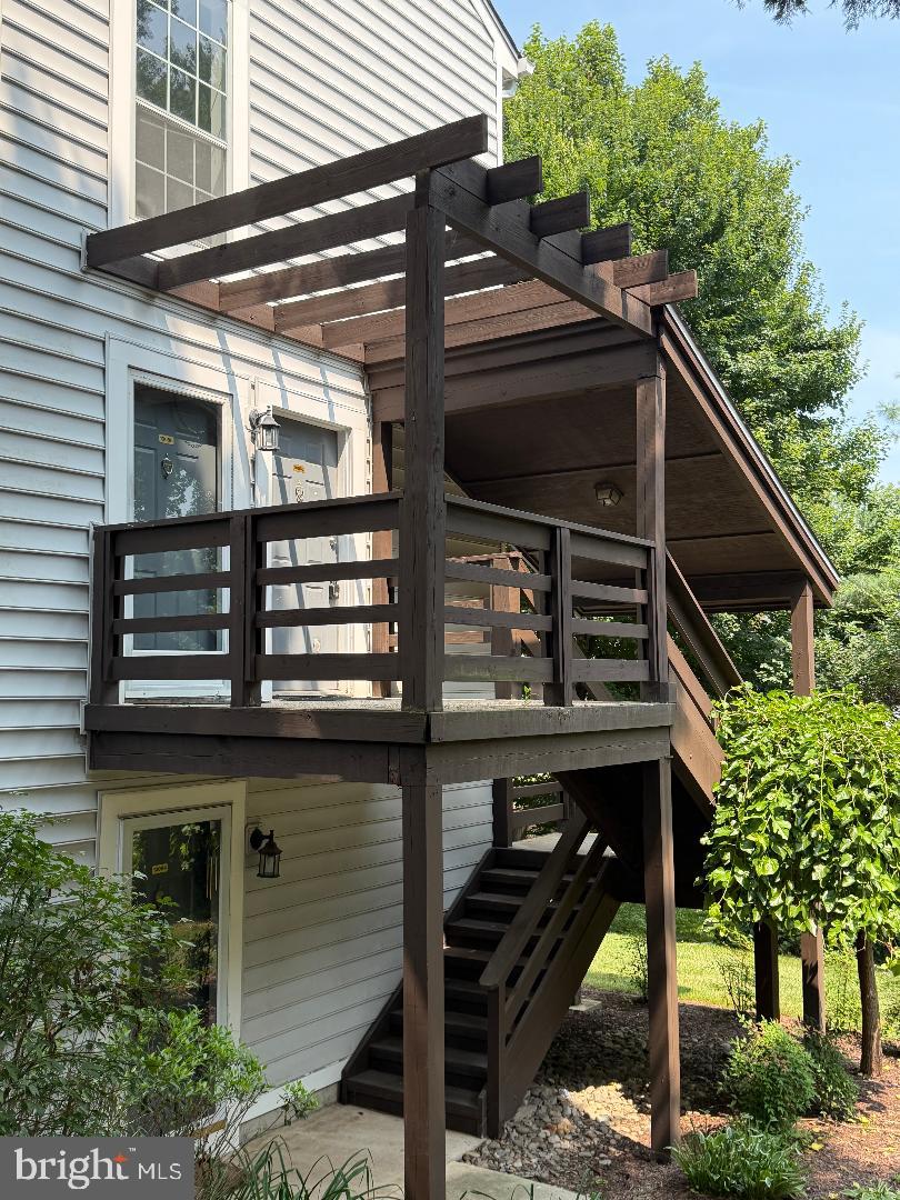OAKTON TERRACE - Residential
