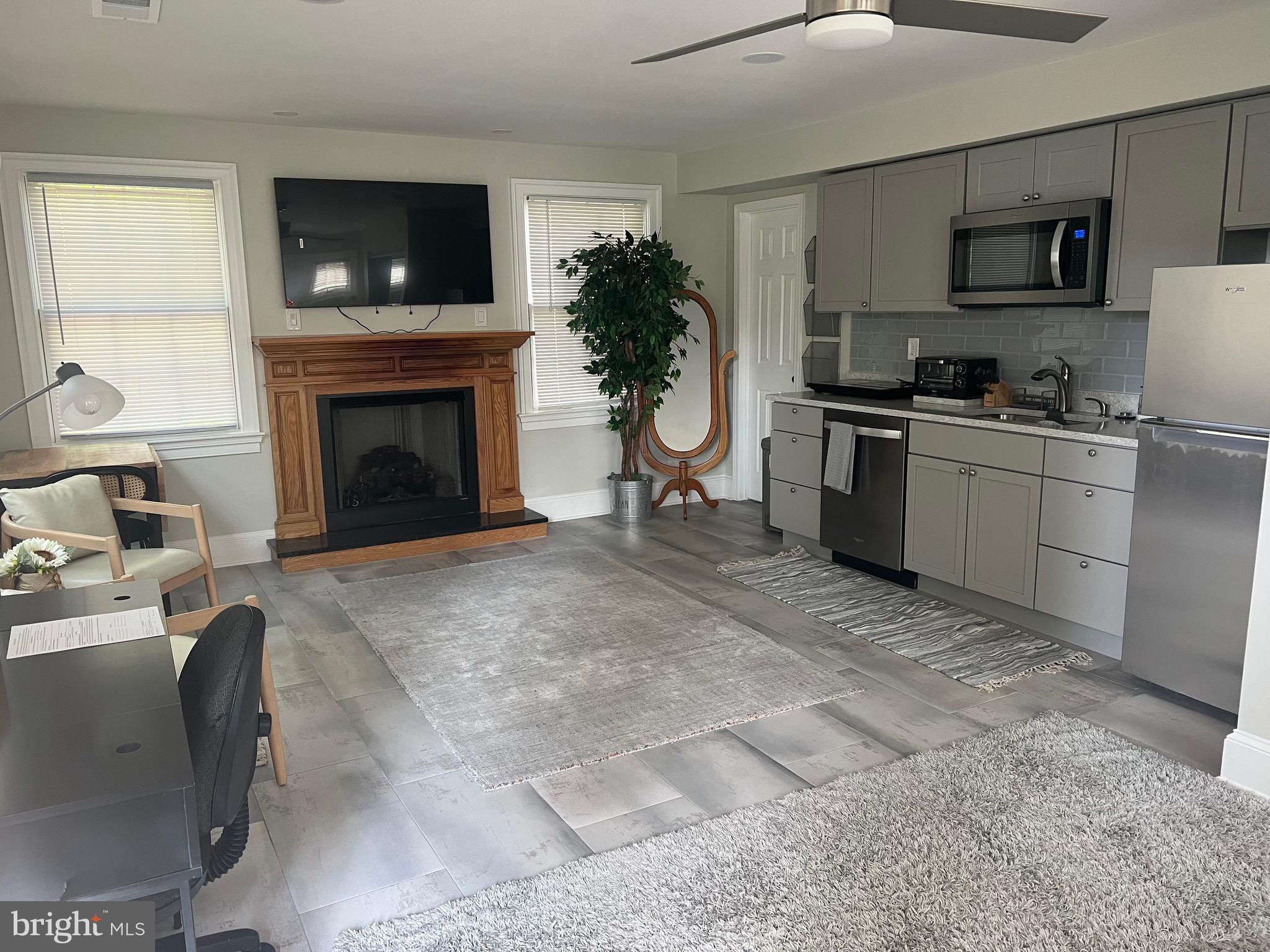 BRISTOW - Residential Lease