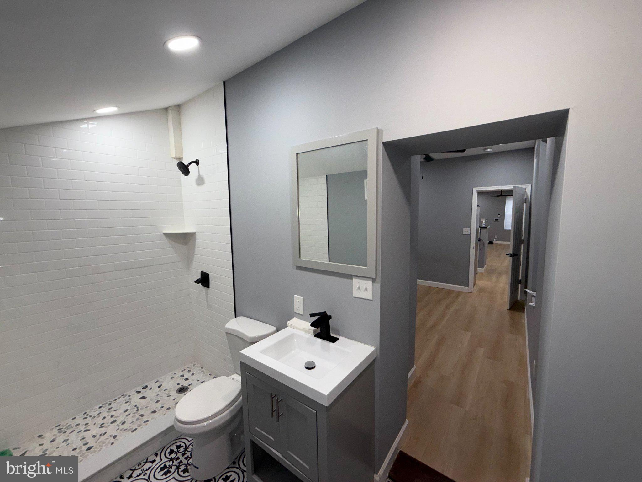 STRAWBERRY MANSION - Residential
