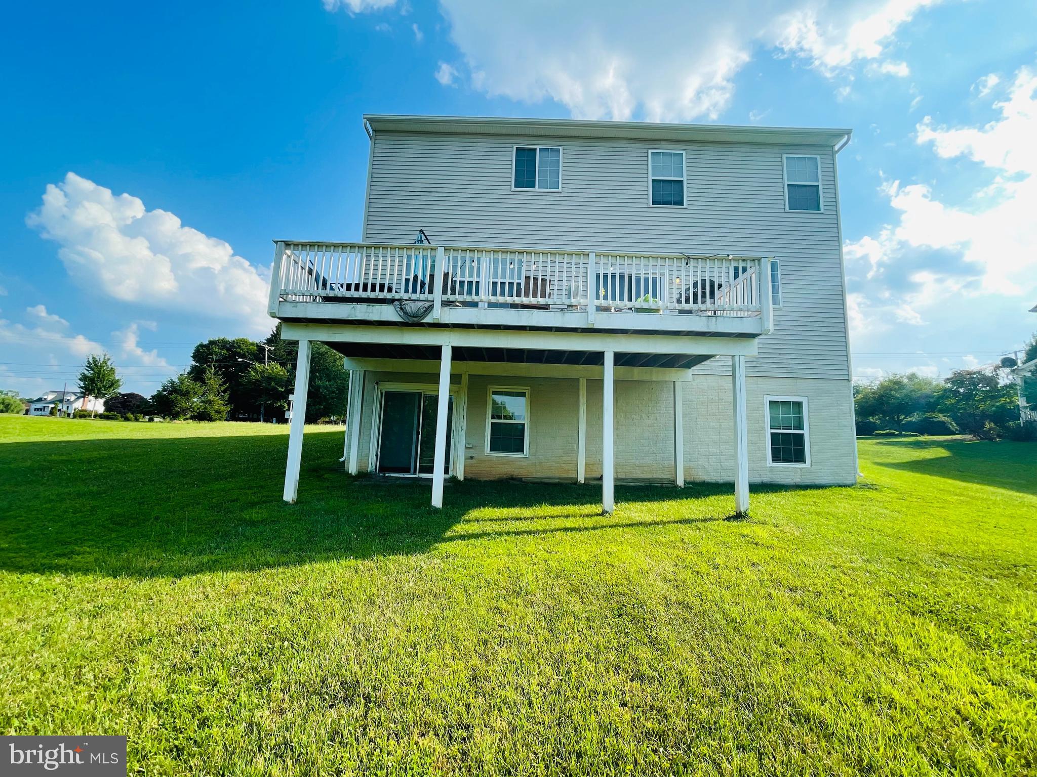 CLOVERLY FOREST - Residential