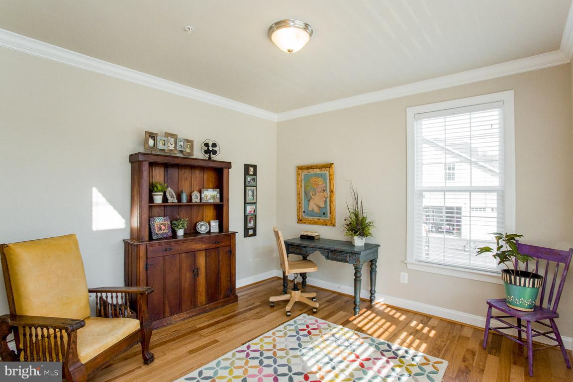 OAKLAND HALL - Residential