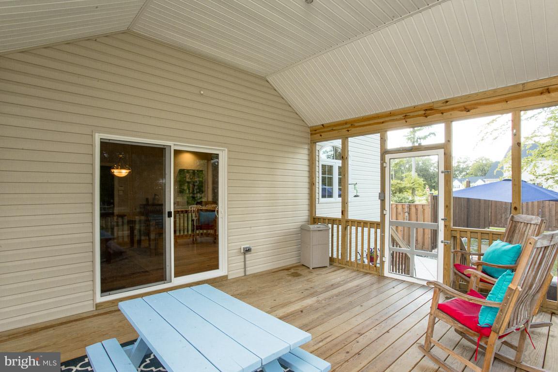 OAKLAND HALL - Residential