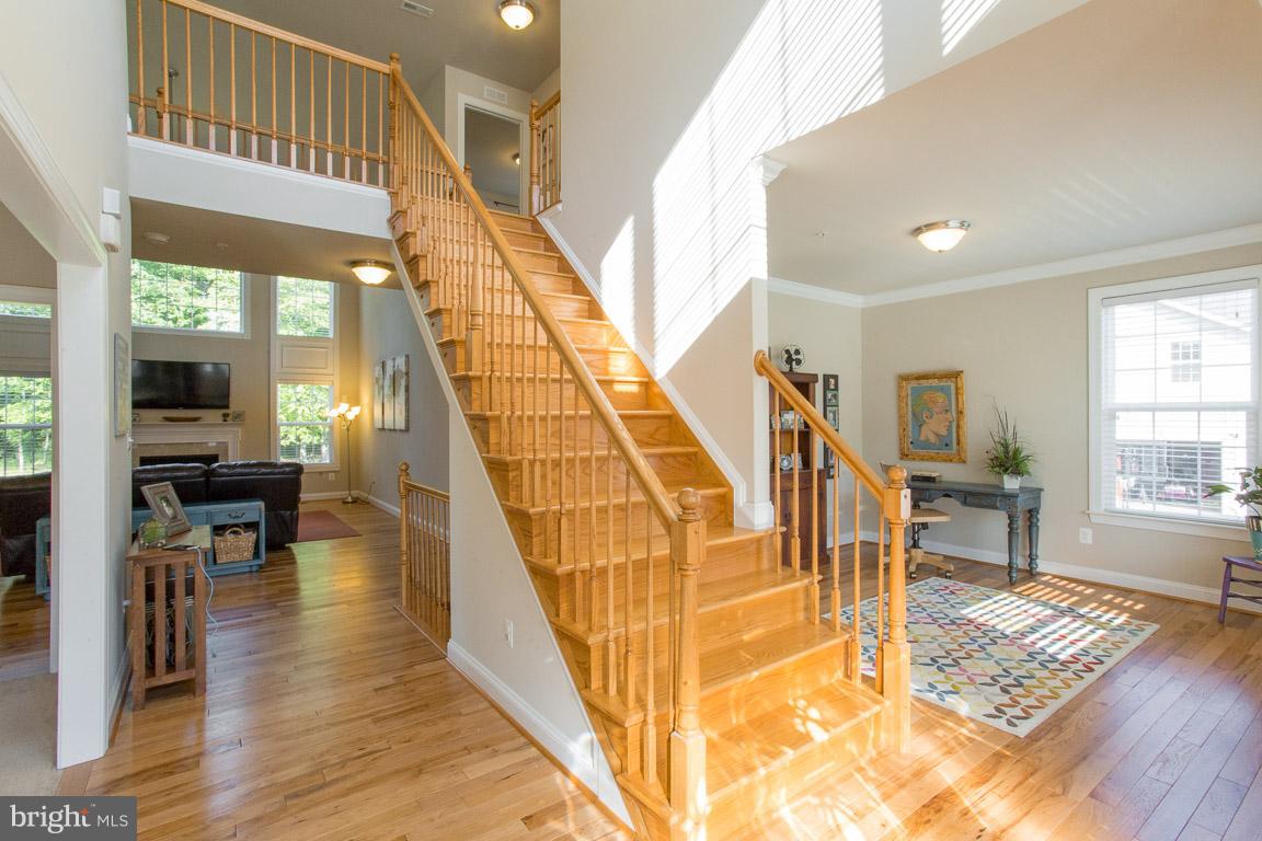 OAKLAND HALL - Residential