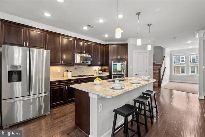 CROWN FARM - Residential Lease