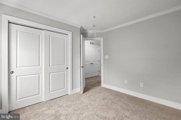 CROWN FARM - Residential Lease