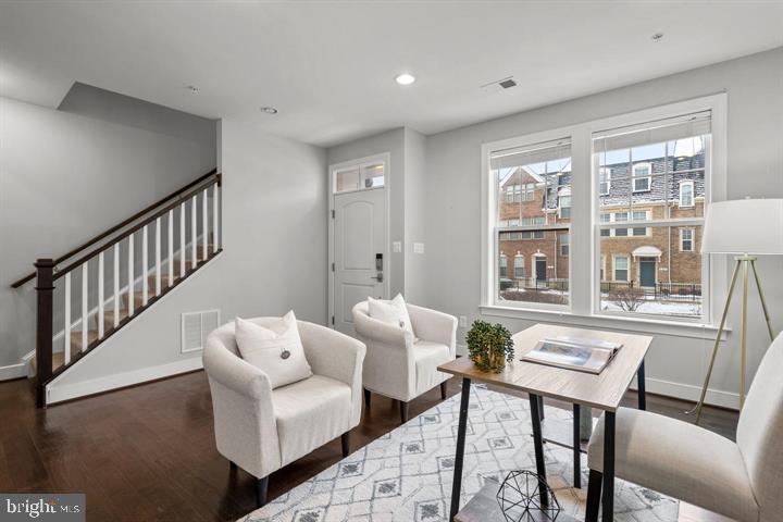 CROWN FARM - Residential Lease