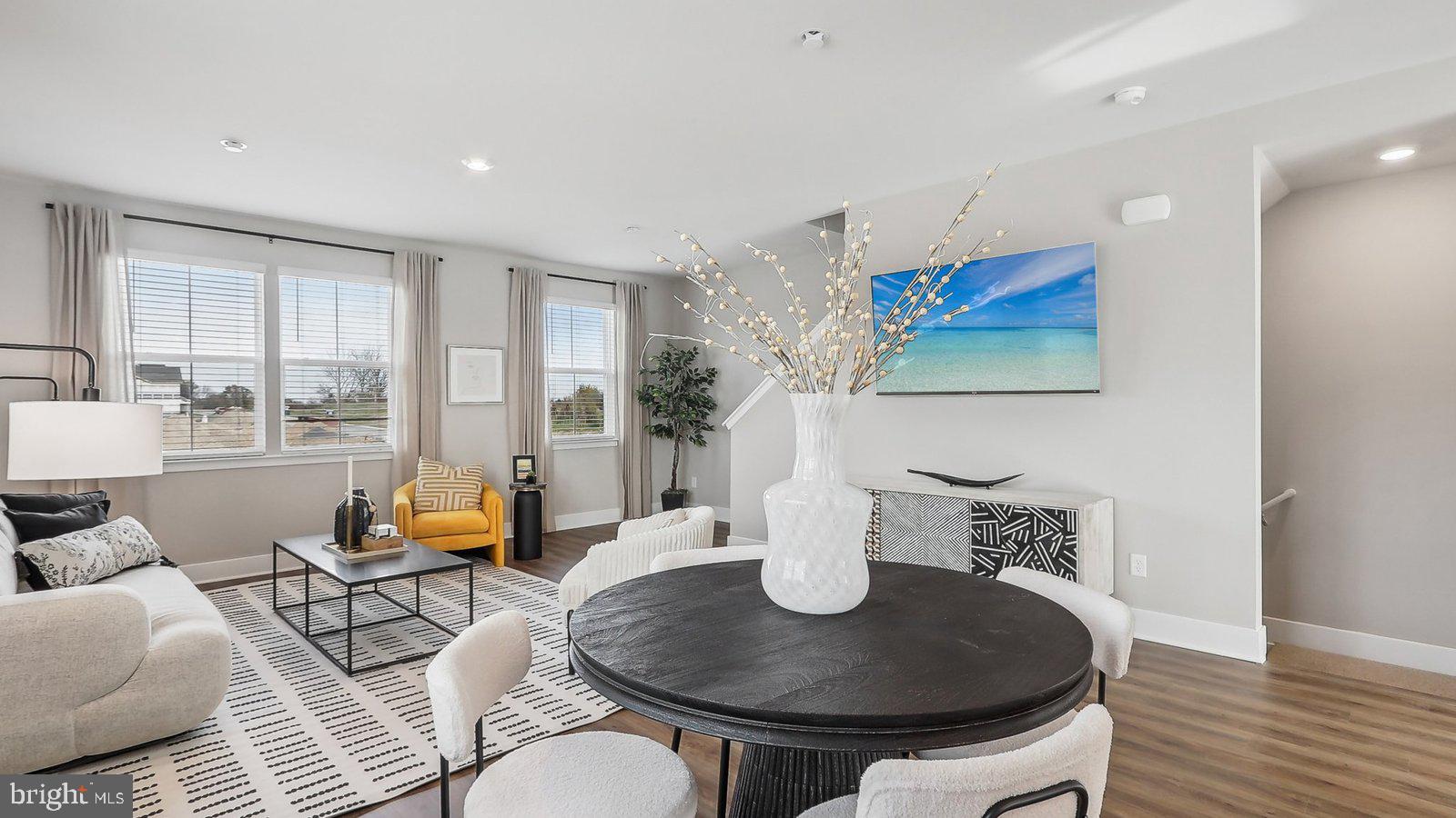 VALLEY VIEW - Residential