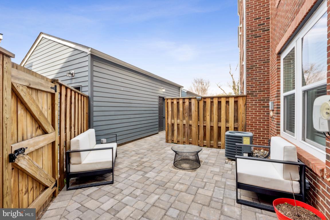 OLD TOWN MANASSAS - Residential