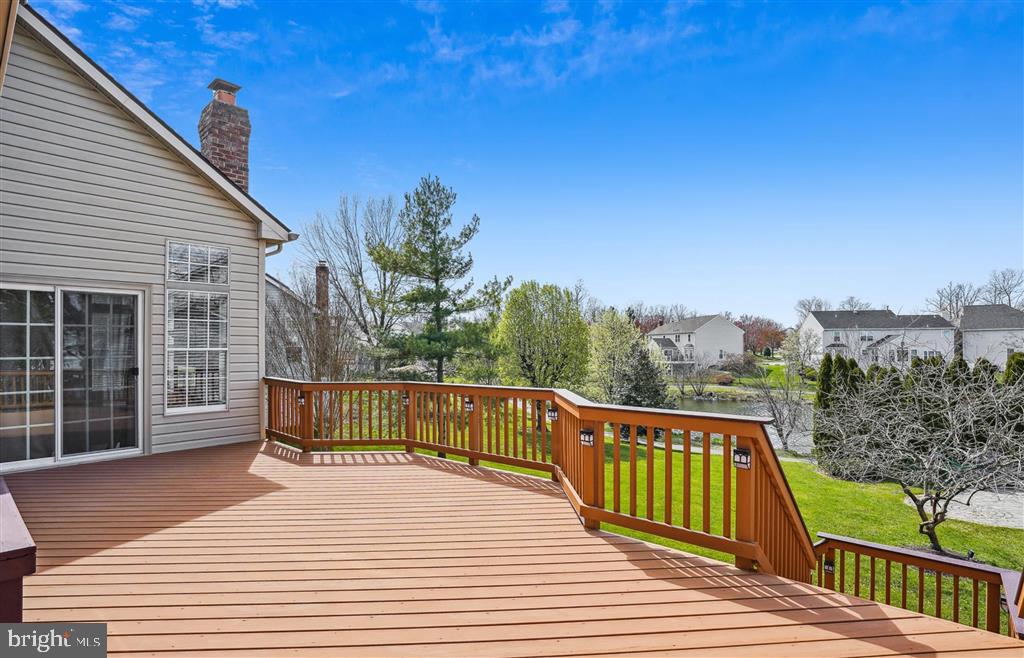 ASHBURN VILLAGE - Residential