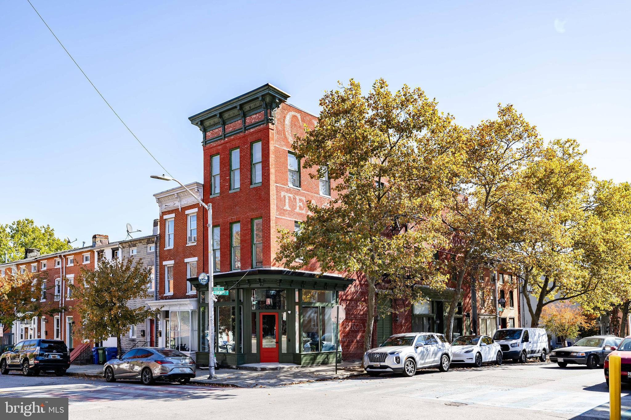Welcome to your new home in this bright 2-bedroom apartment in the heart of the Hollins Market neighborhood. Located on the 3rd floor of this historic corner building, you will take advantage of plentiful natural light throughout the apartment. Features 2 bedrooms, 1 bathroom, a spacious kitchen, and stunning living room. This unit was renovated in 2024 with flooring and appliances that are just over 1 year old. Apartment entry features access control and security camera for extra peace of mind. Located just steps away from Hollins Market!
Lease duration of 1 year. Water is included. Tenant is responsible for gas, electric, and internet/cable. No smoking of any kind inside the apartment. No pets.
