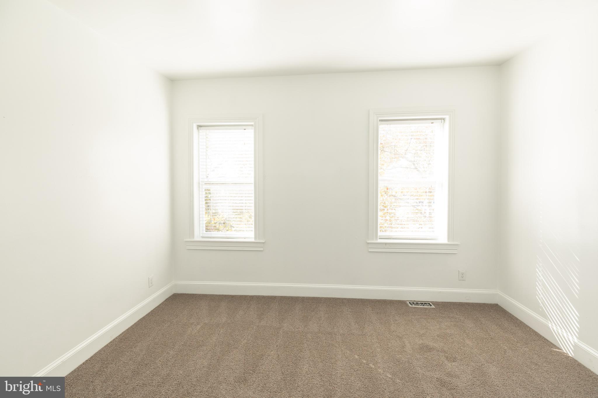 HOLLINS MARKET - Residential Lease