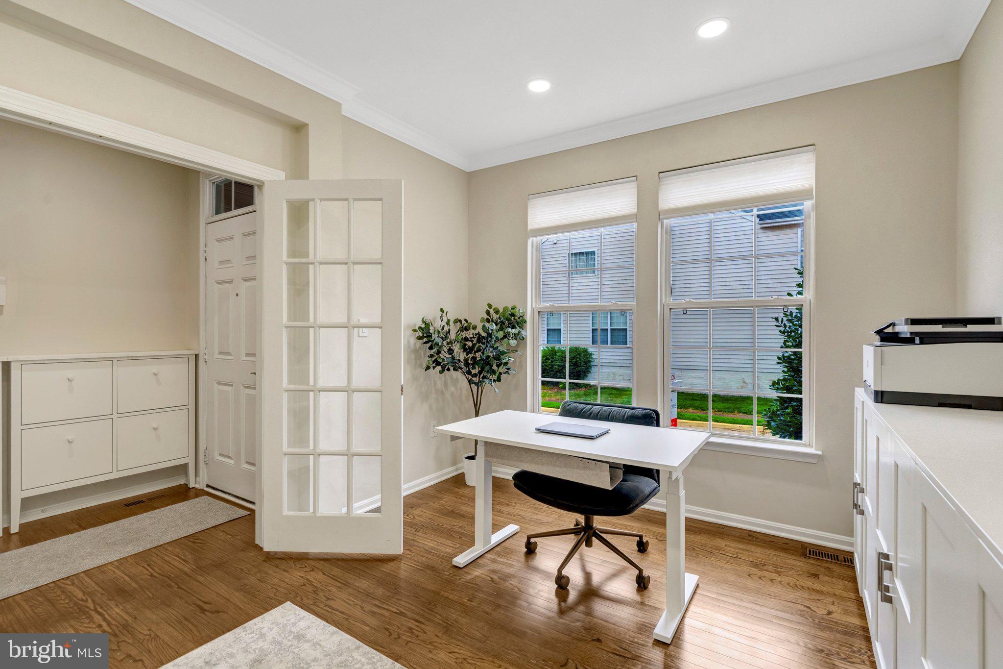 ROCKLAND VILLAGE - Residential