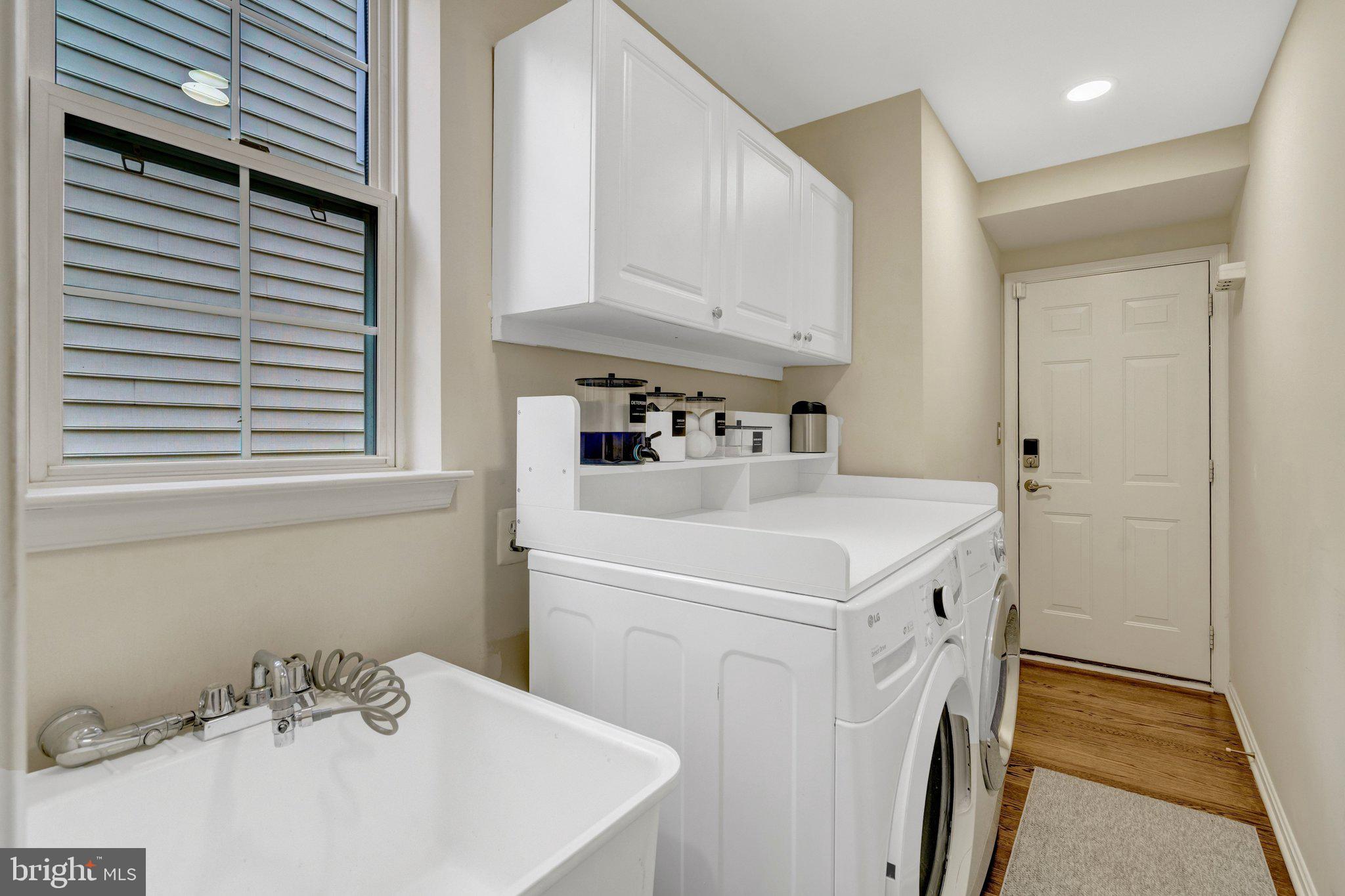ROCKLAND VILLAGE - Residential
