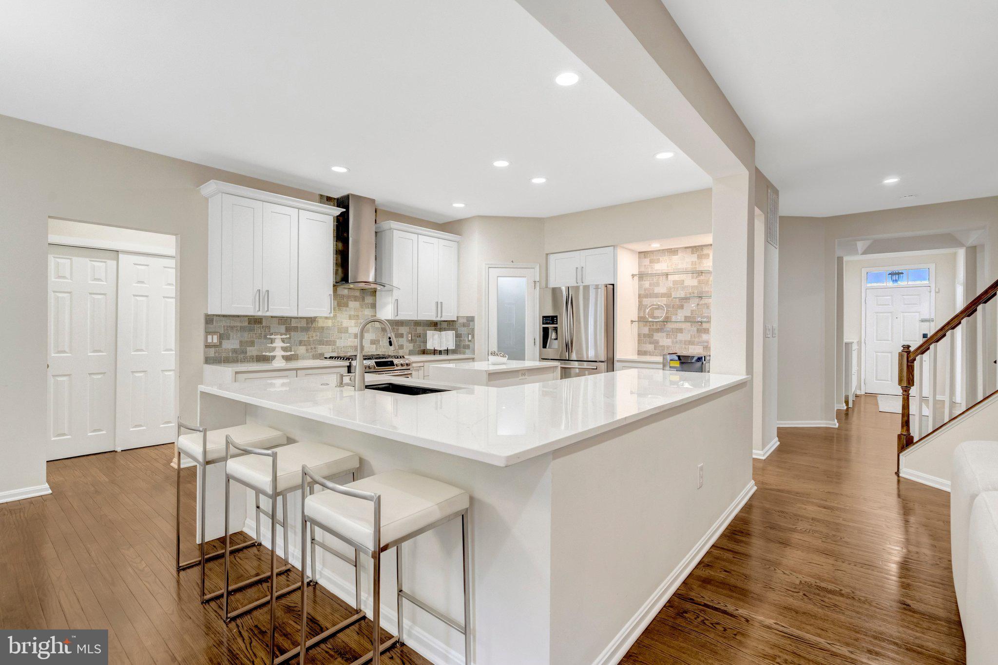 ROCKLAND VILLAGE - Residential