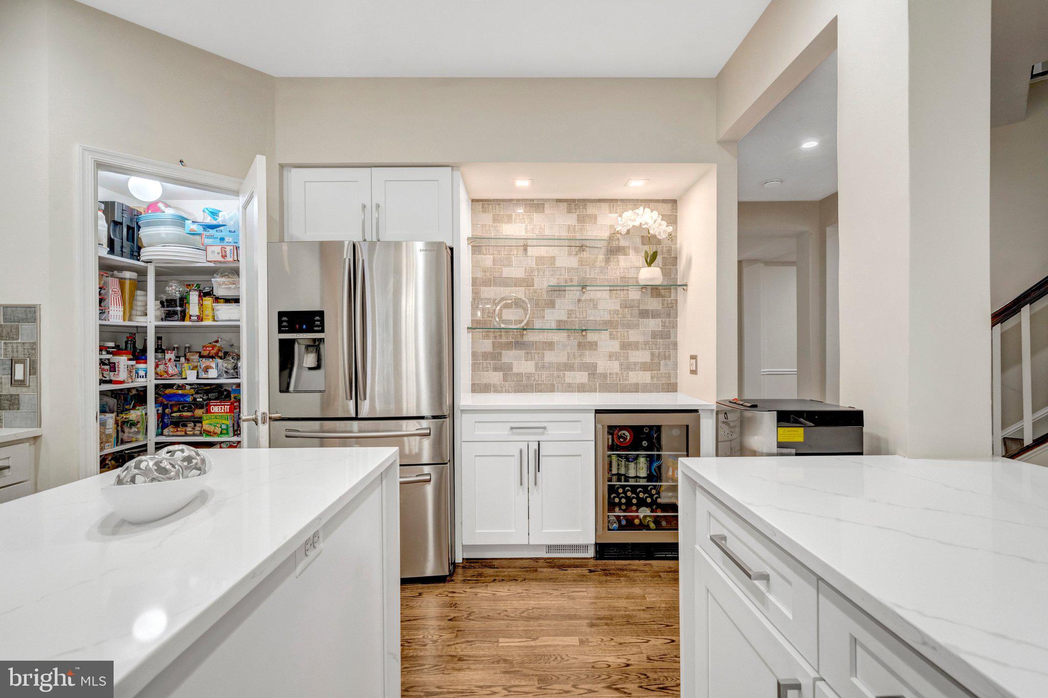 ROCKLAND VILLAGE - Residential