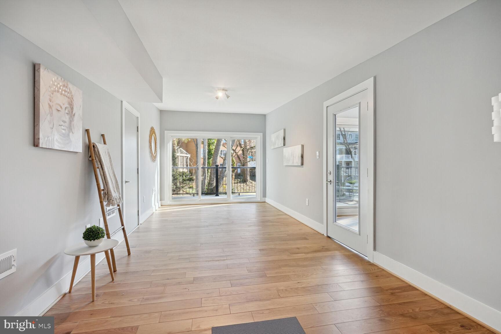 KENWOOD PARK - Residential
