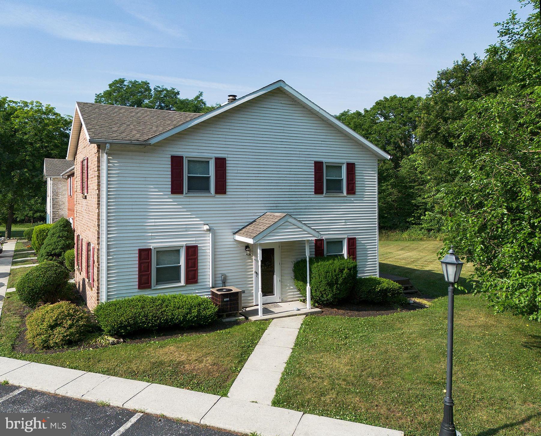 LIBERTY SQUARE - Residential