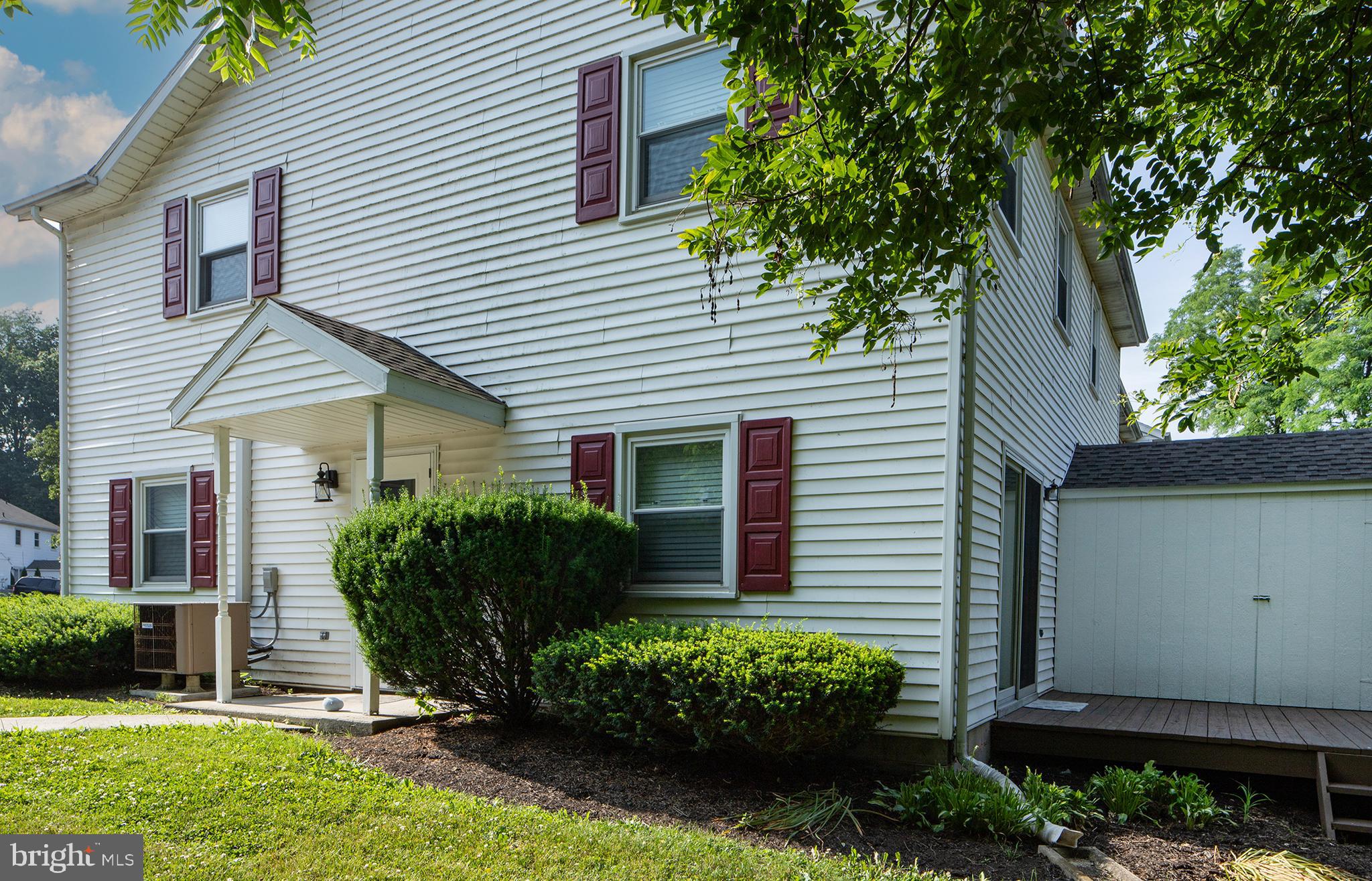 LIBERTY SQUARE - Residential