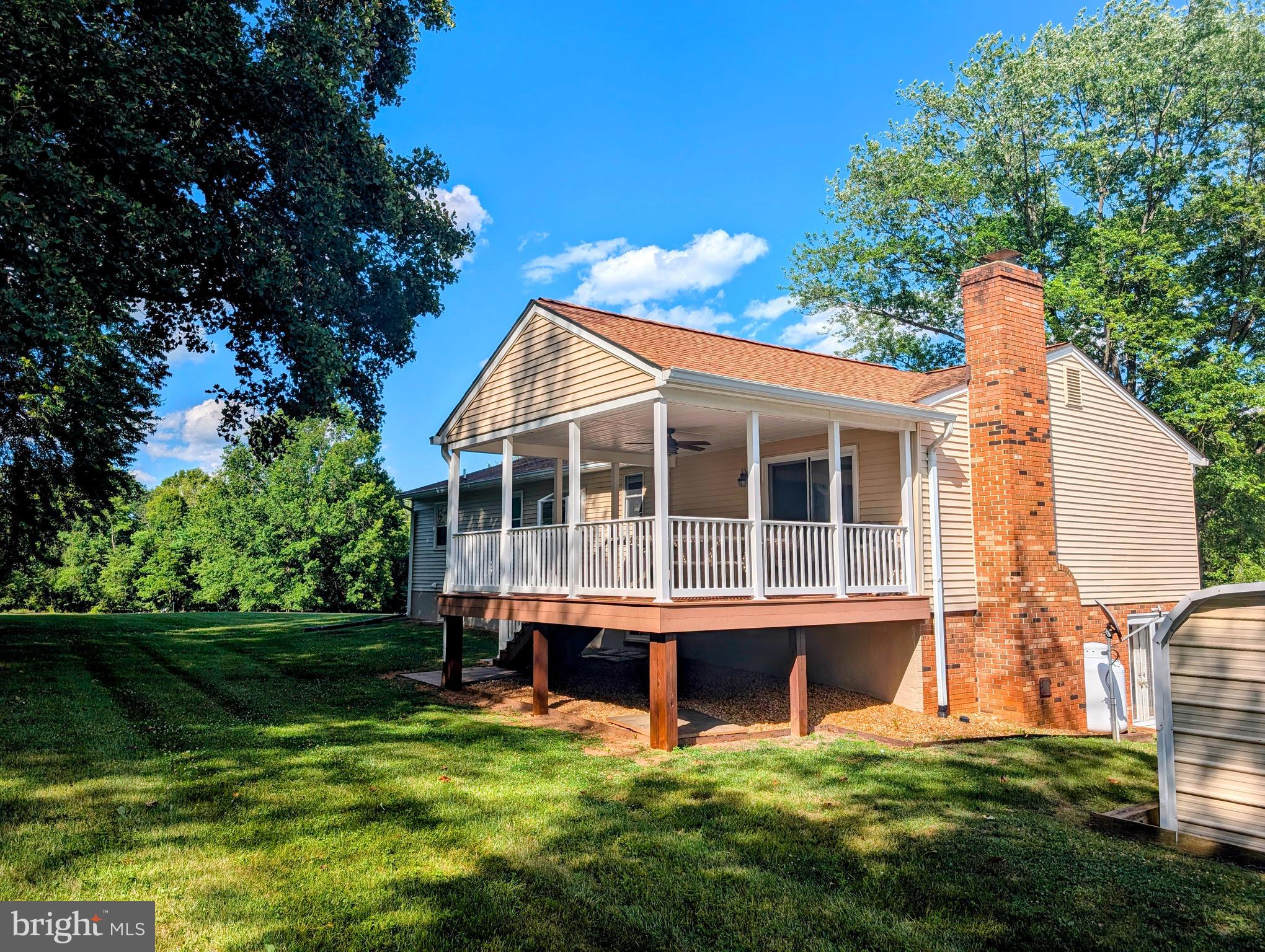 BROKEN HILLS - Residential