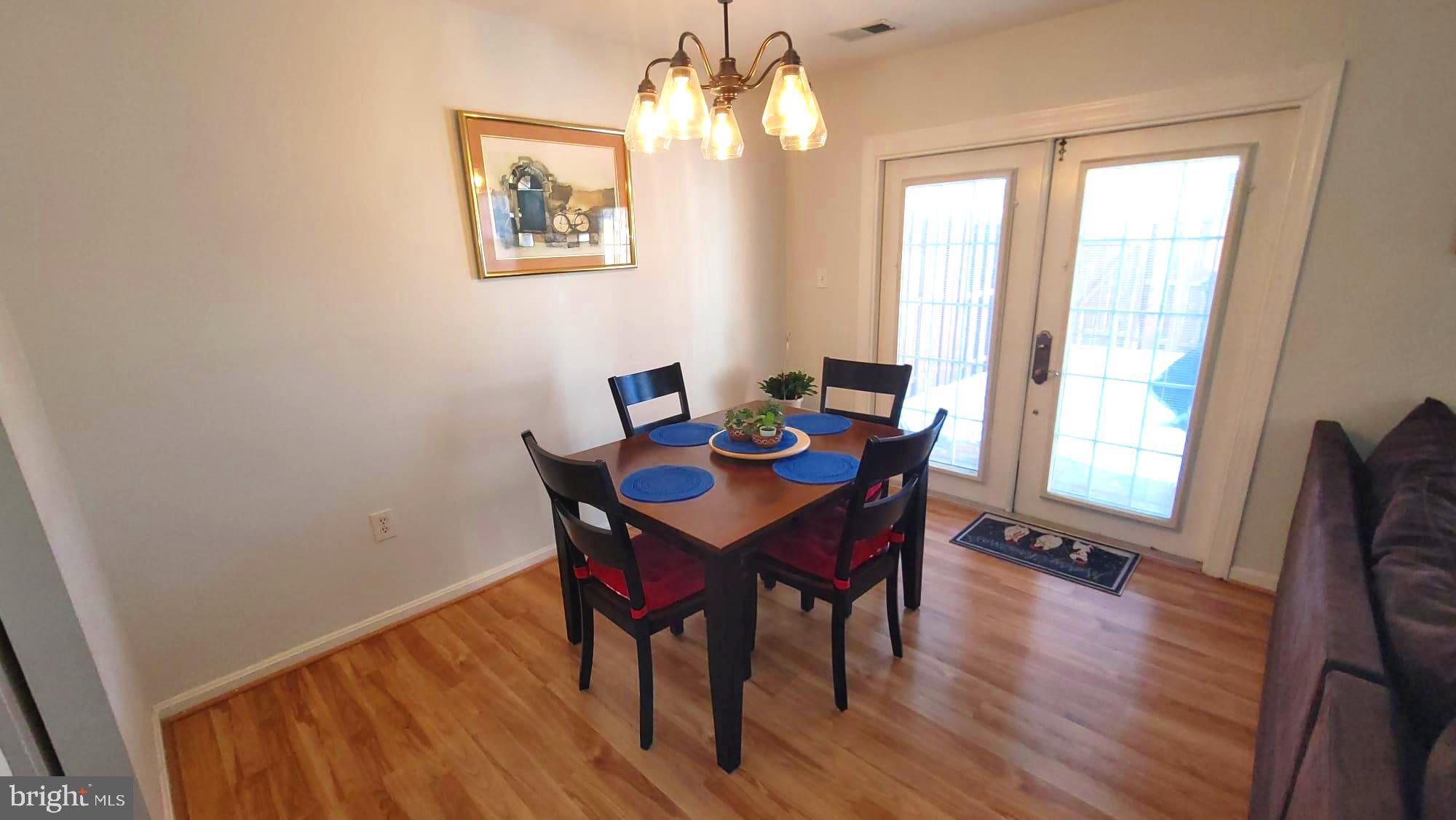 KEENE  MILL WOODS - Residential