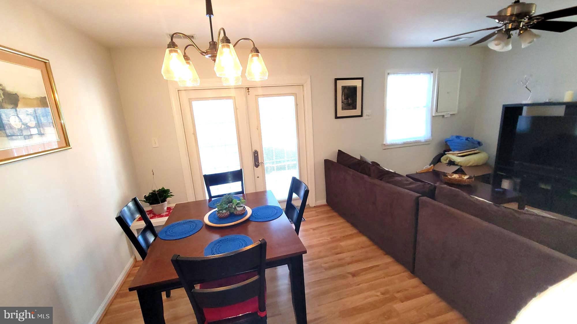 KEENE  MILL WOODS - Residential