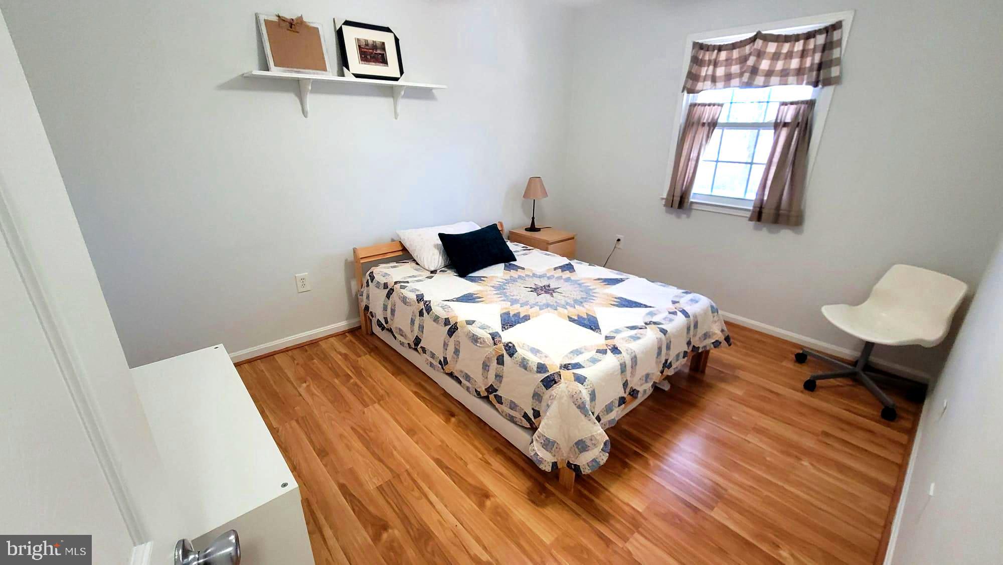 KEENE  MILL WOODS - Residential