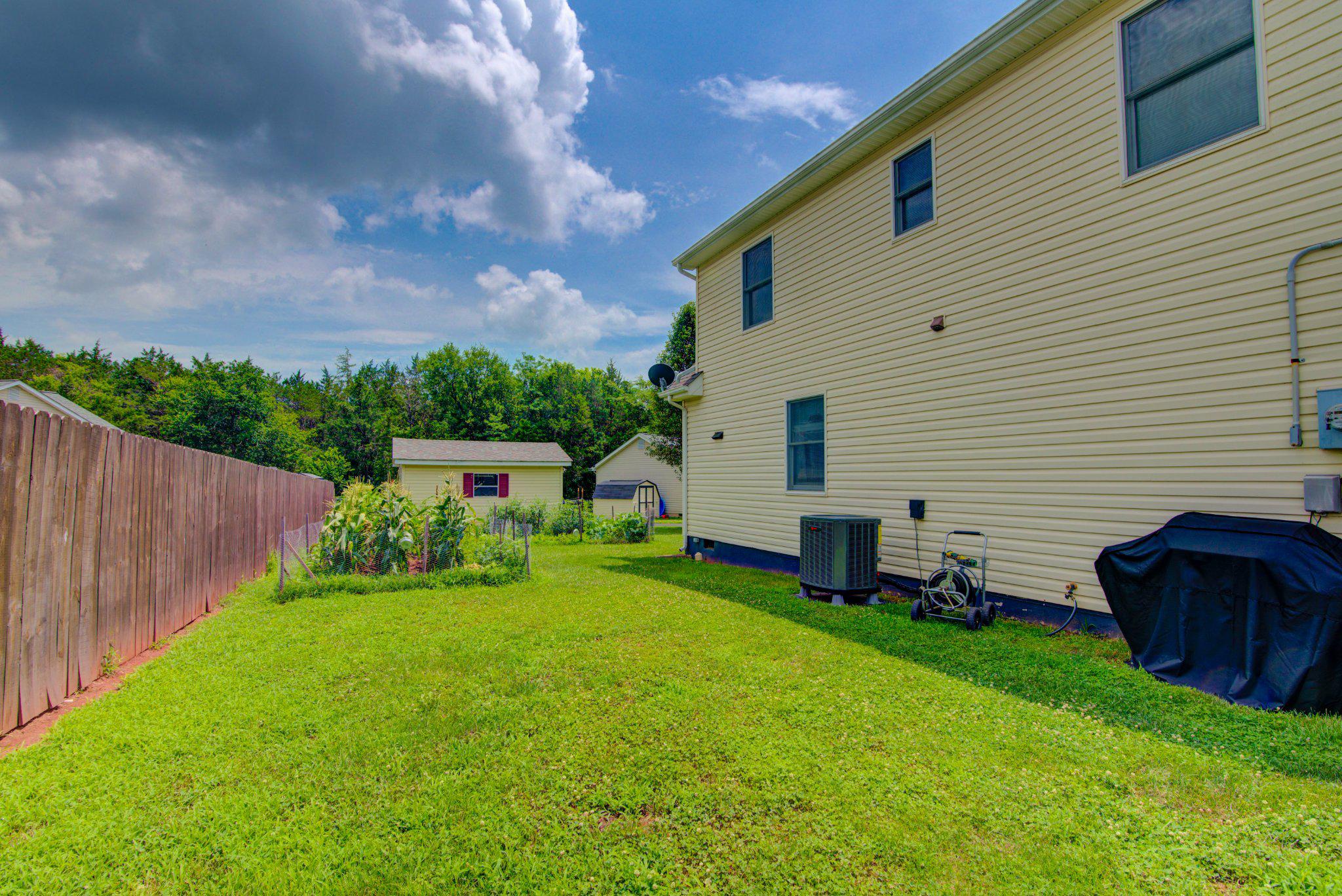 LEES GLEN - Residential