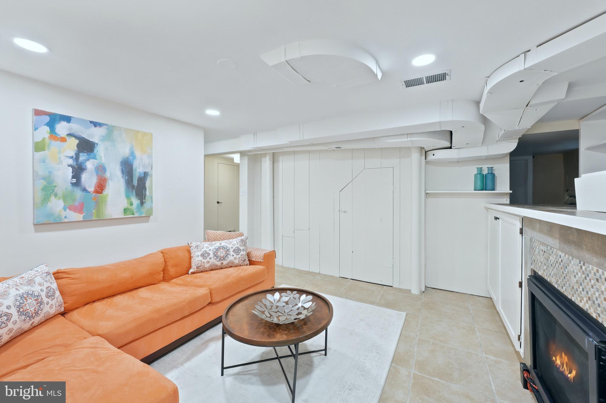 HIGHLAND VIEW - Residential