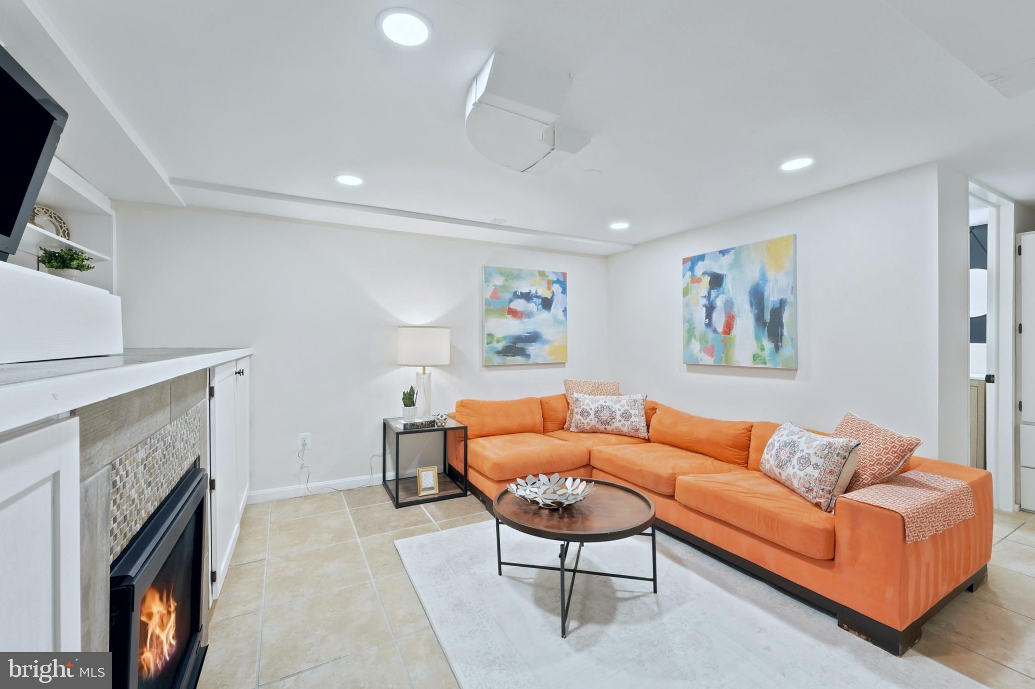 HIGHLAND VIEW - Residential