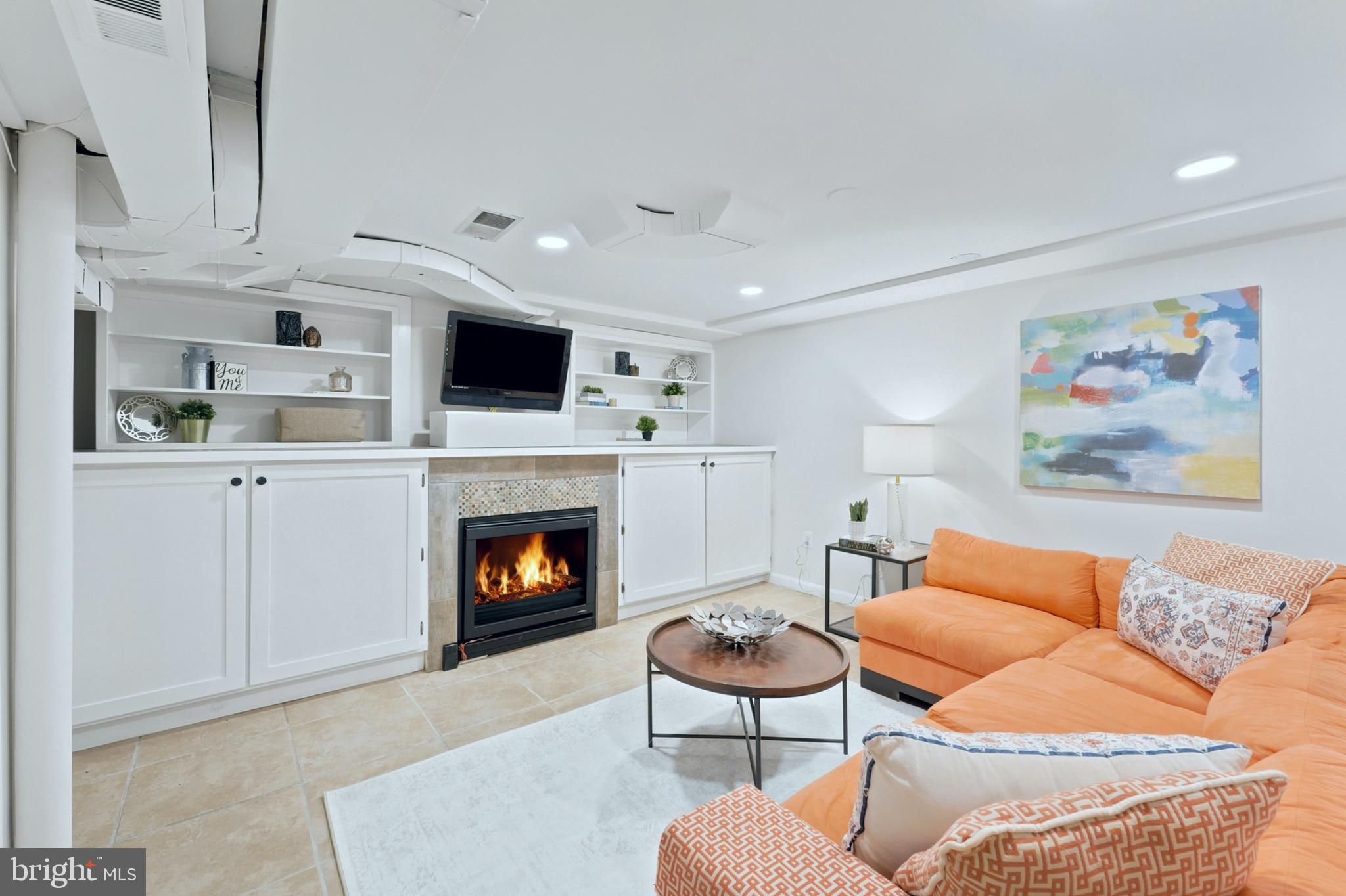 HIGHLAND VIEW - Residential