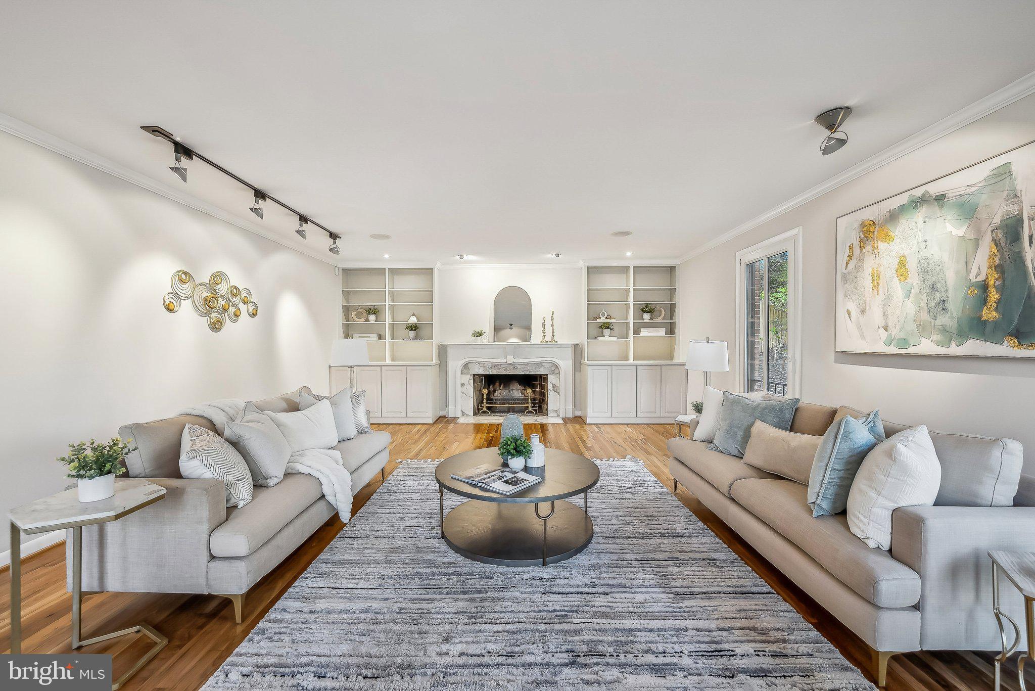 CHAIN BRIDGE HEIGHTS - Residential