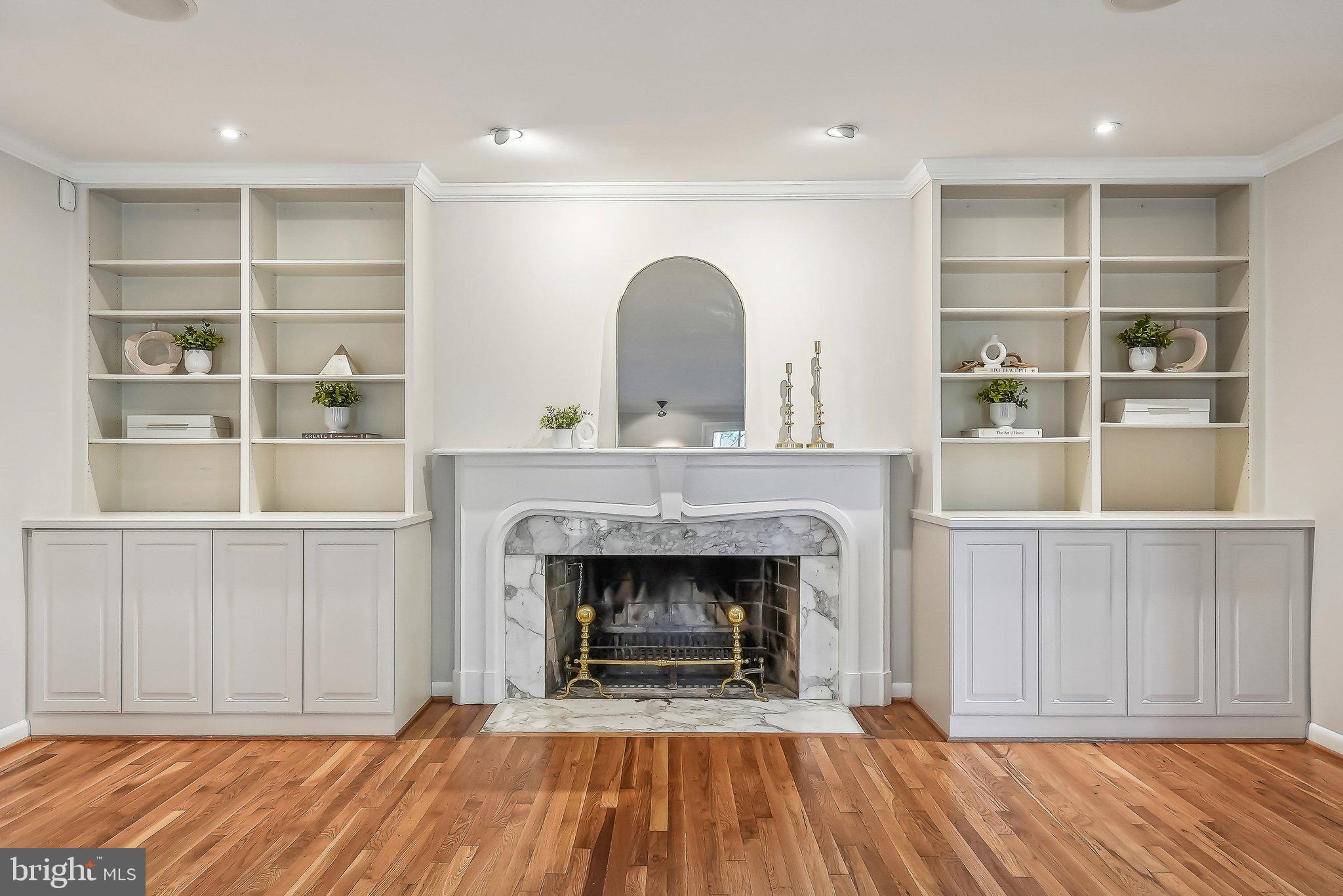 CHAIN BRIDGE HEIGHTS - Residential