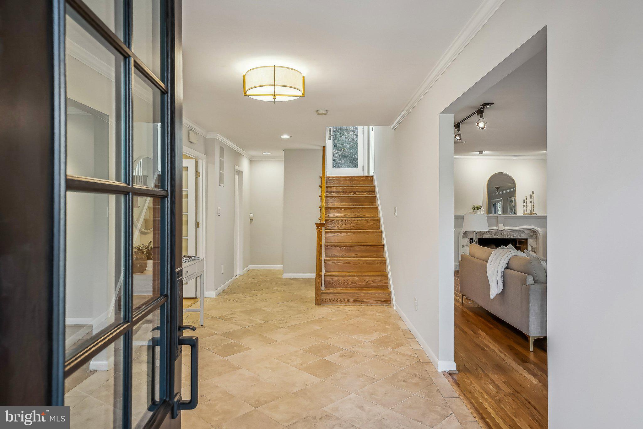 CHAIN BRIDGE HEIGHTS - Residential