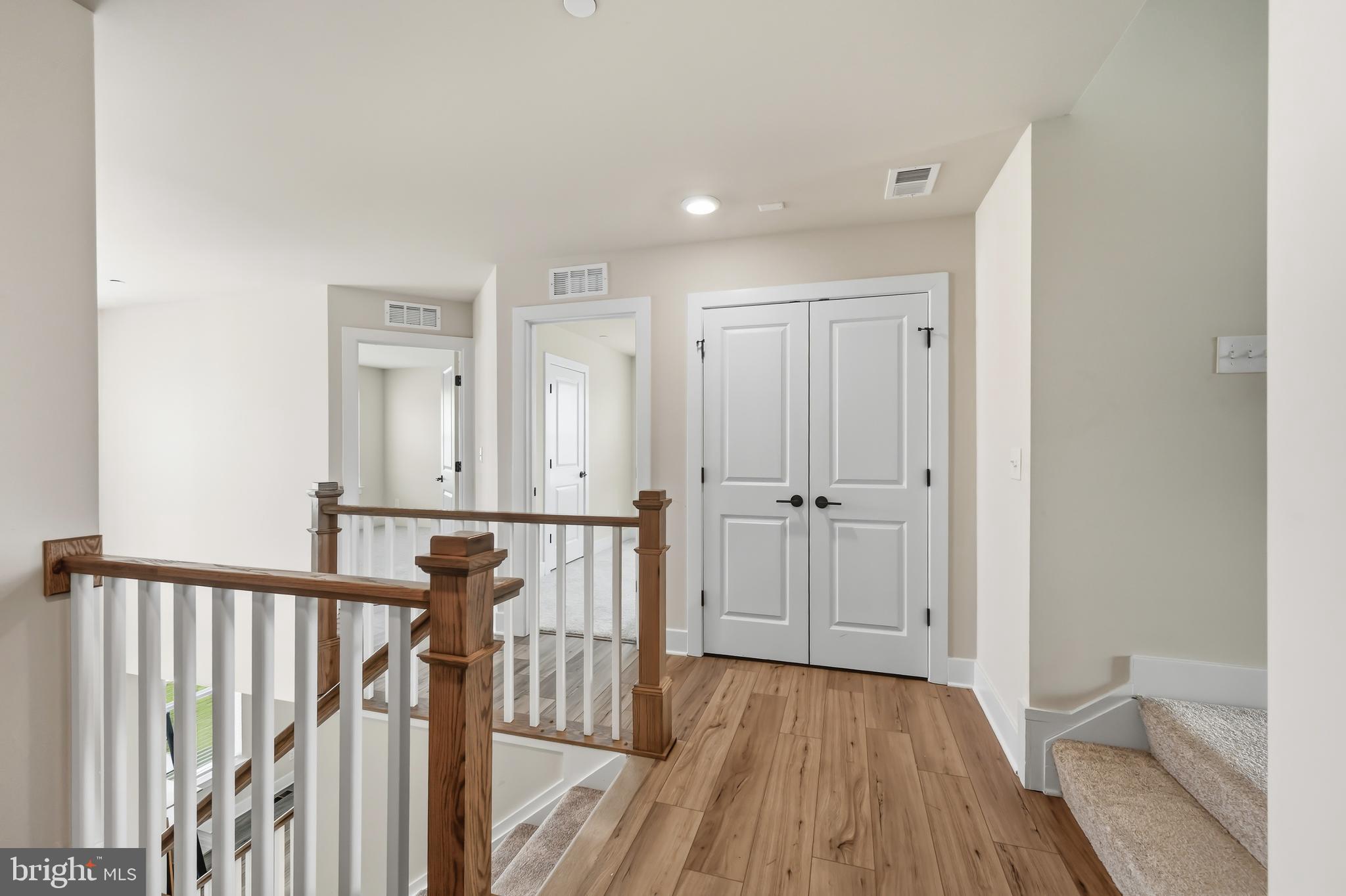 RIVER MARSH - Residential