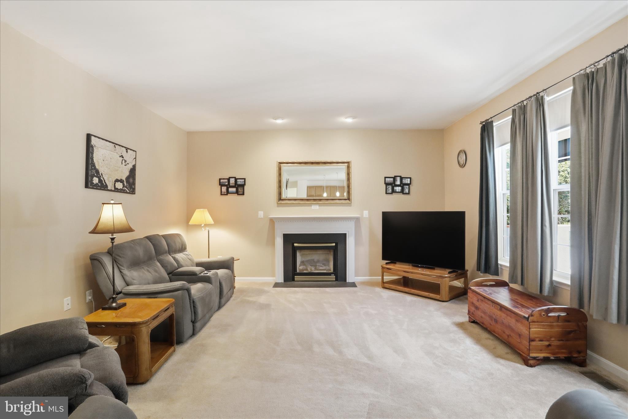 CRESTVIEW - Residential