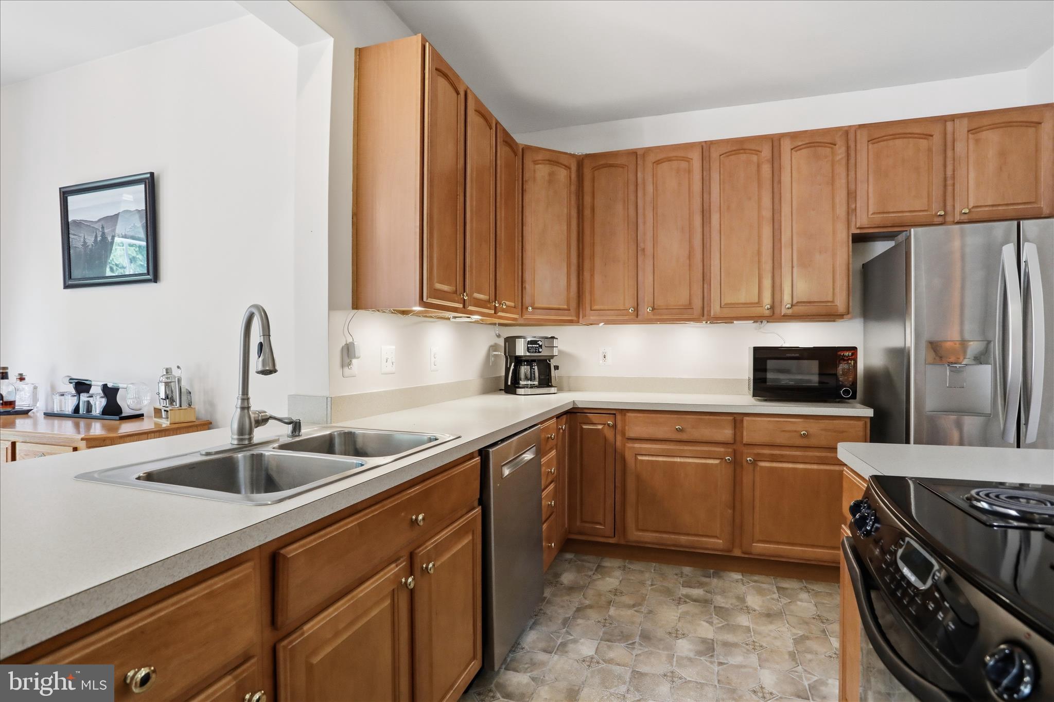 CRESTVIEW - Residential