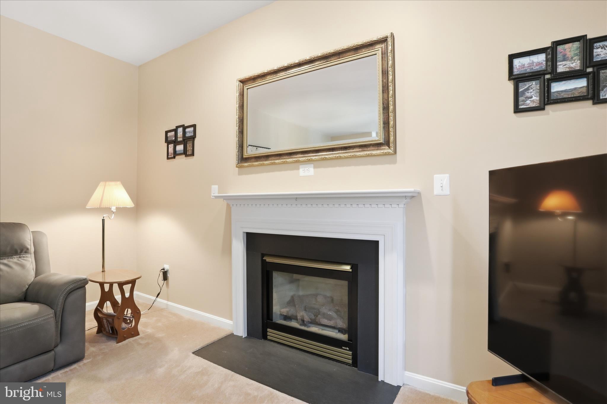 CRESTVIEW - Residential