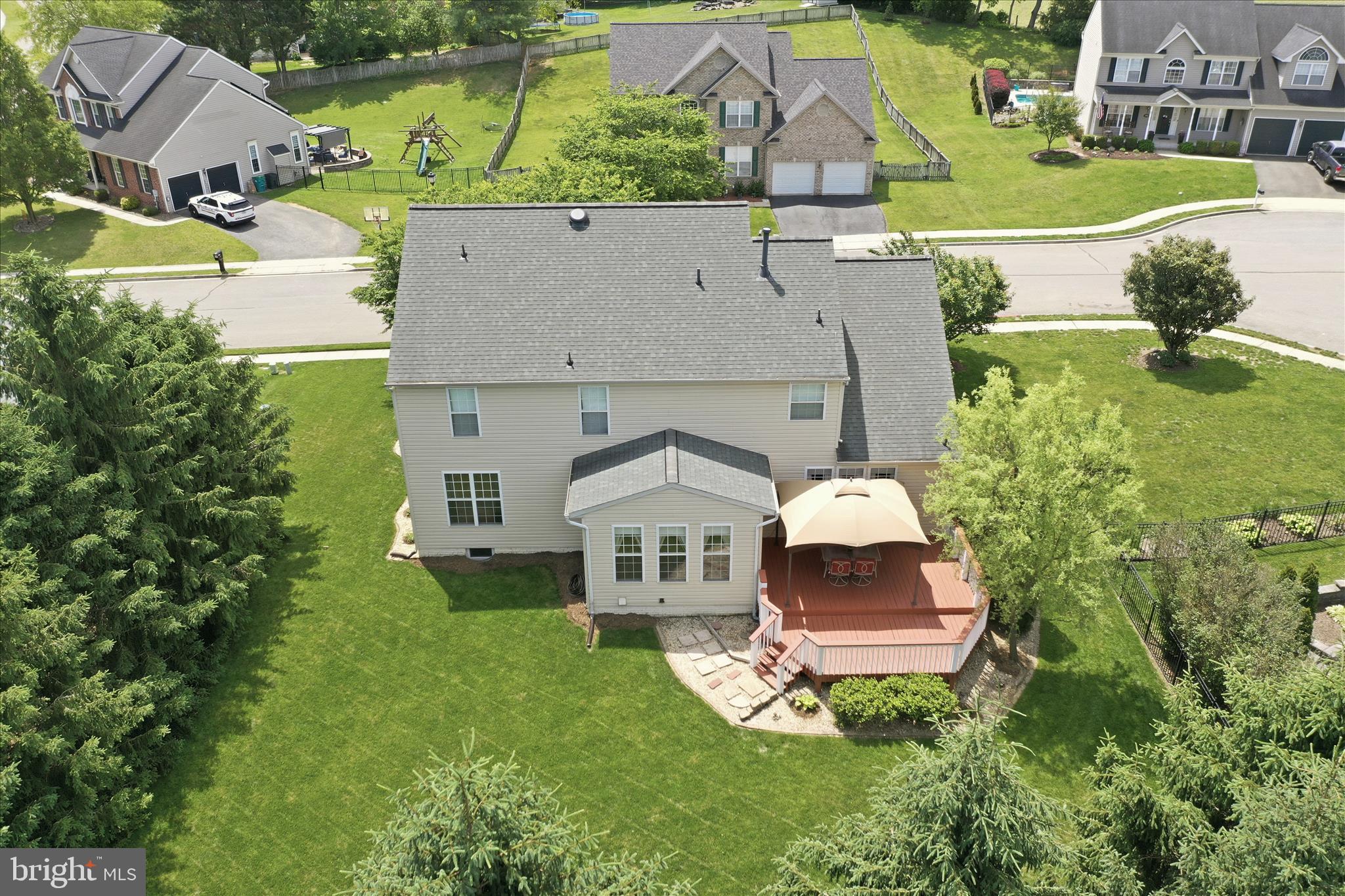 CRESTVIEW - Residential