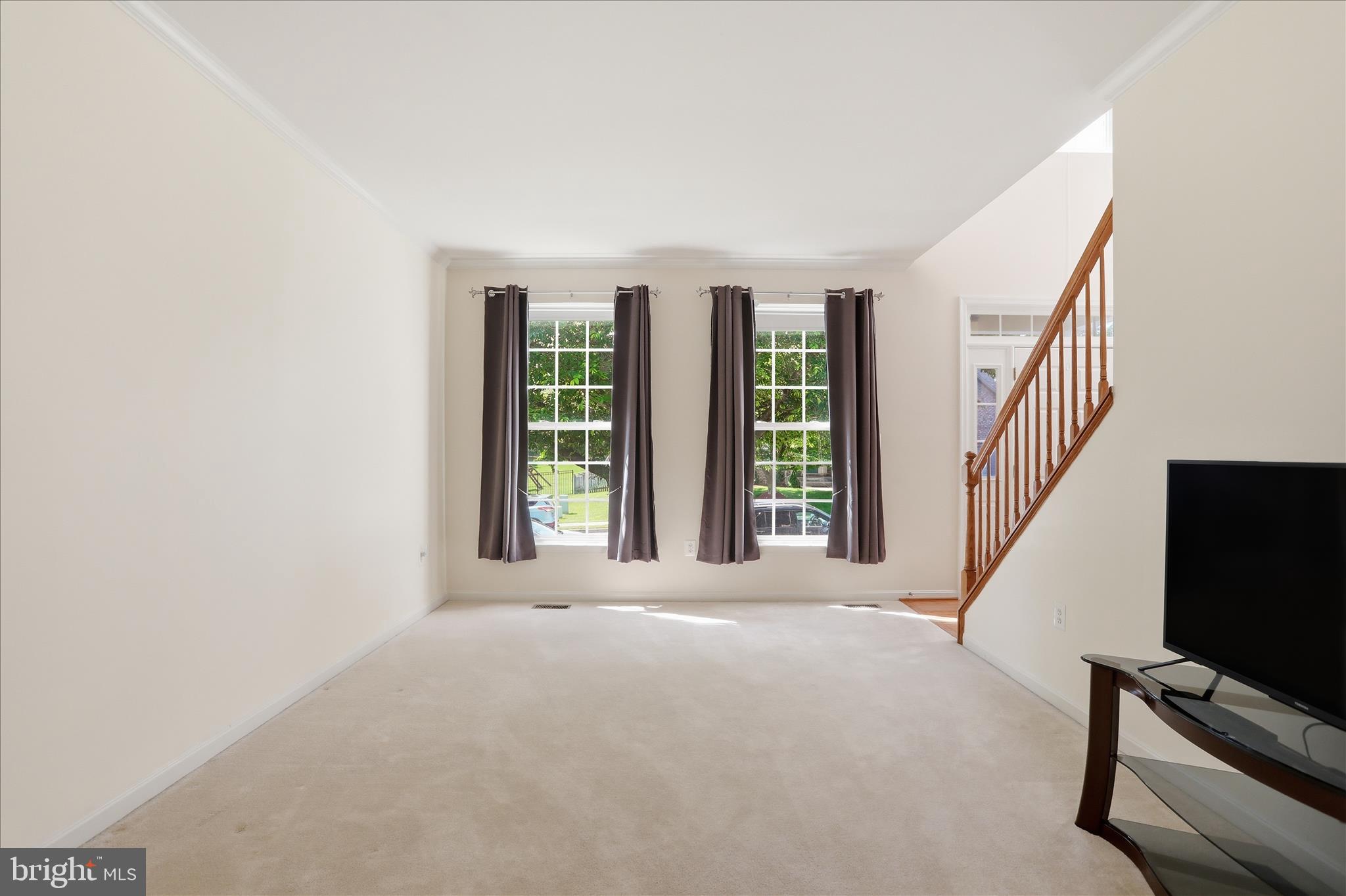 CRESTVIEW - Residential