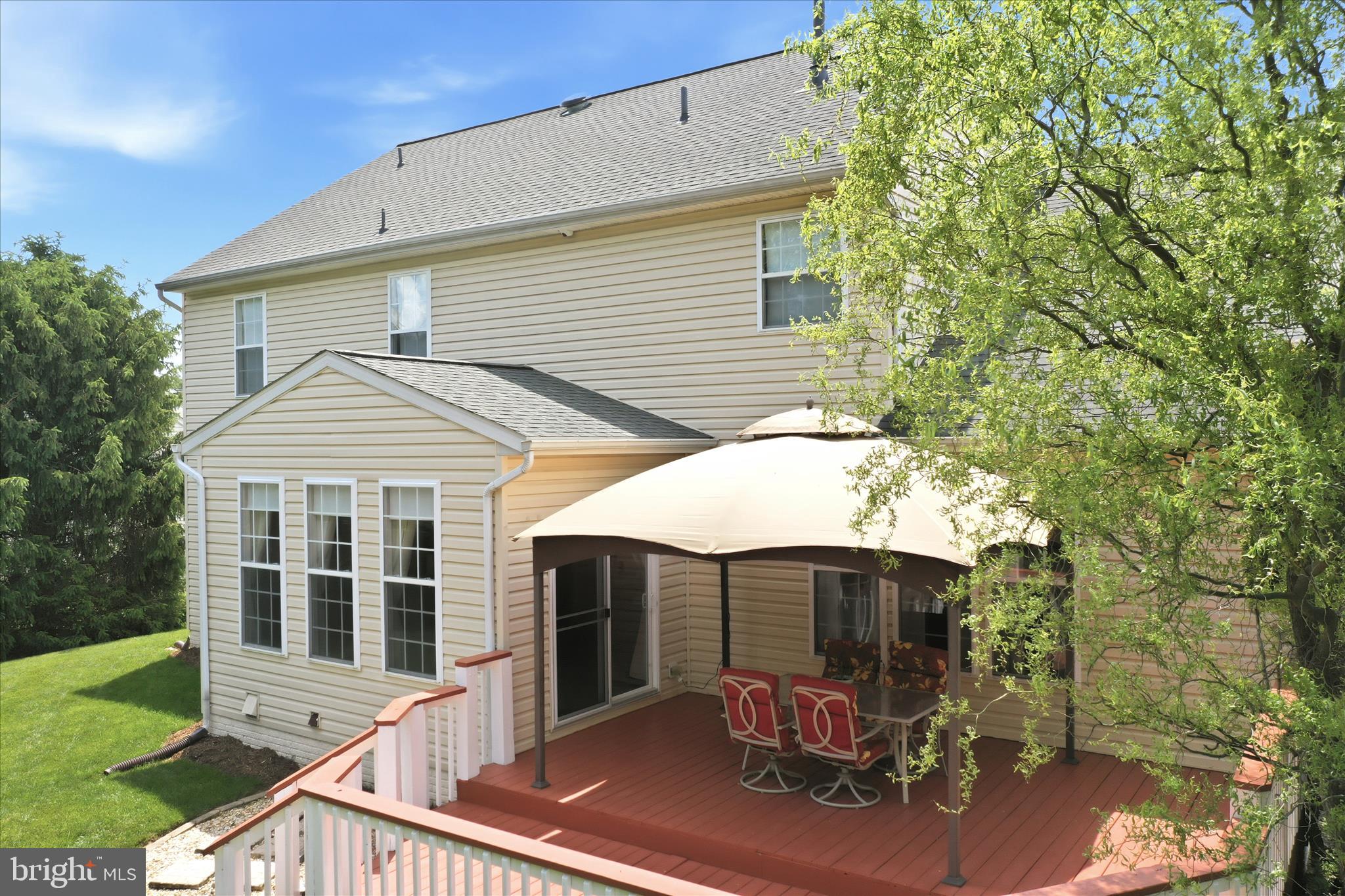 CRESTVIEW - Residential