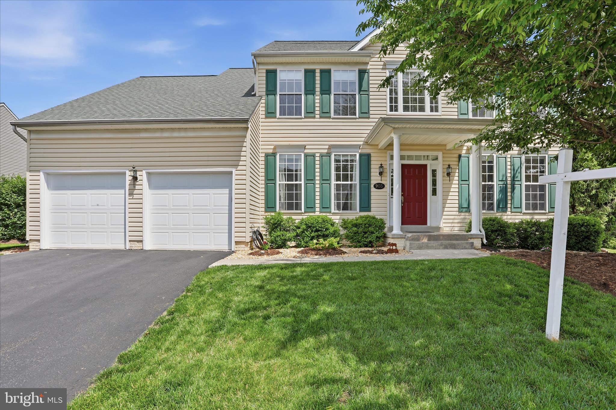 CRESTVIEW - Residential