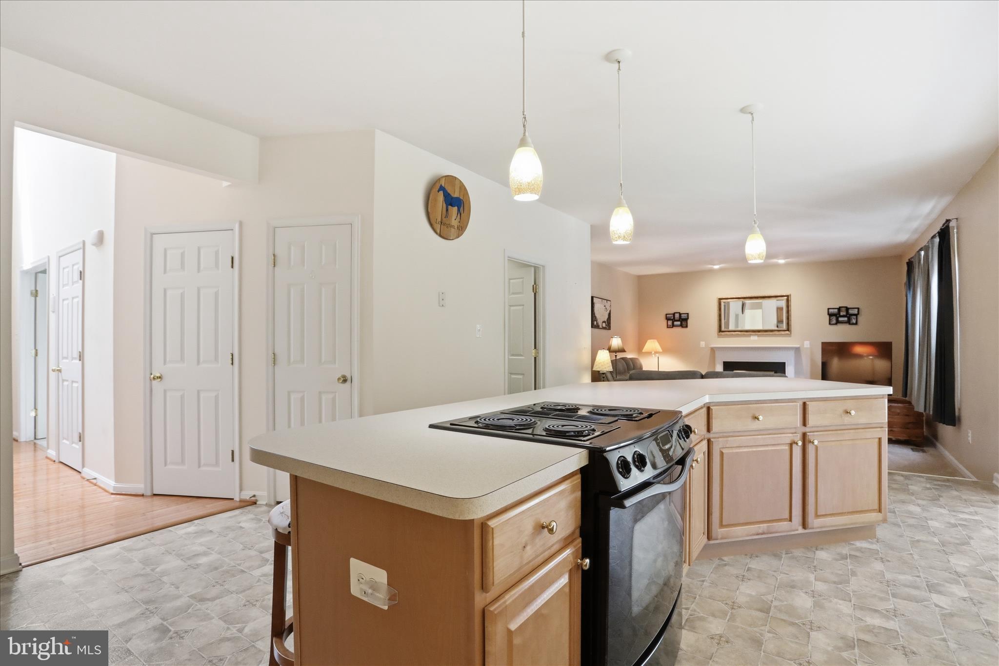 CRESTVIEW - Residential