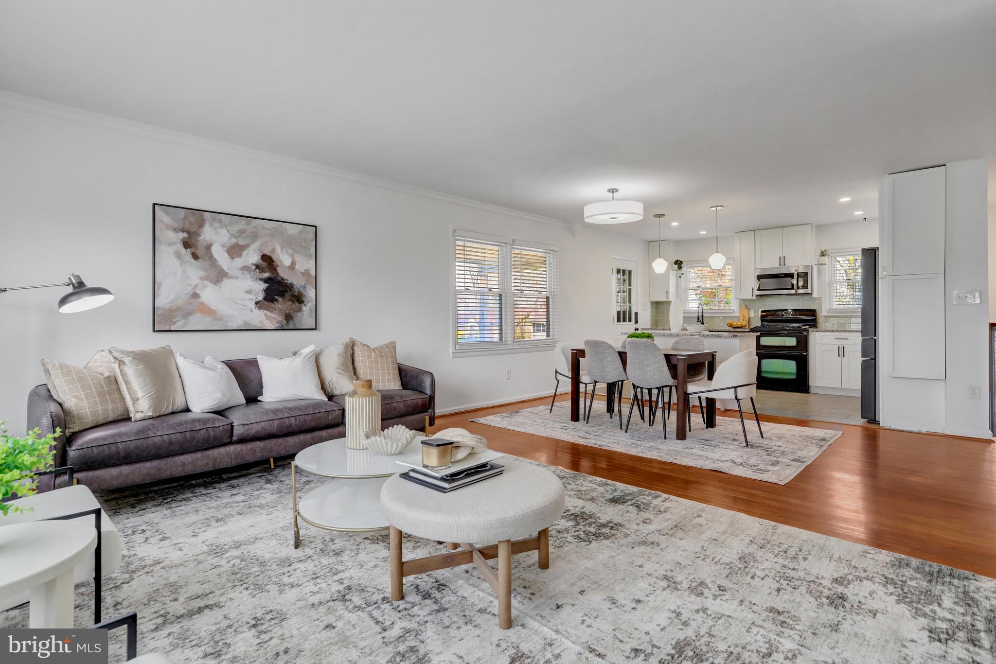 RIVERSIDE ESTATES - Residential