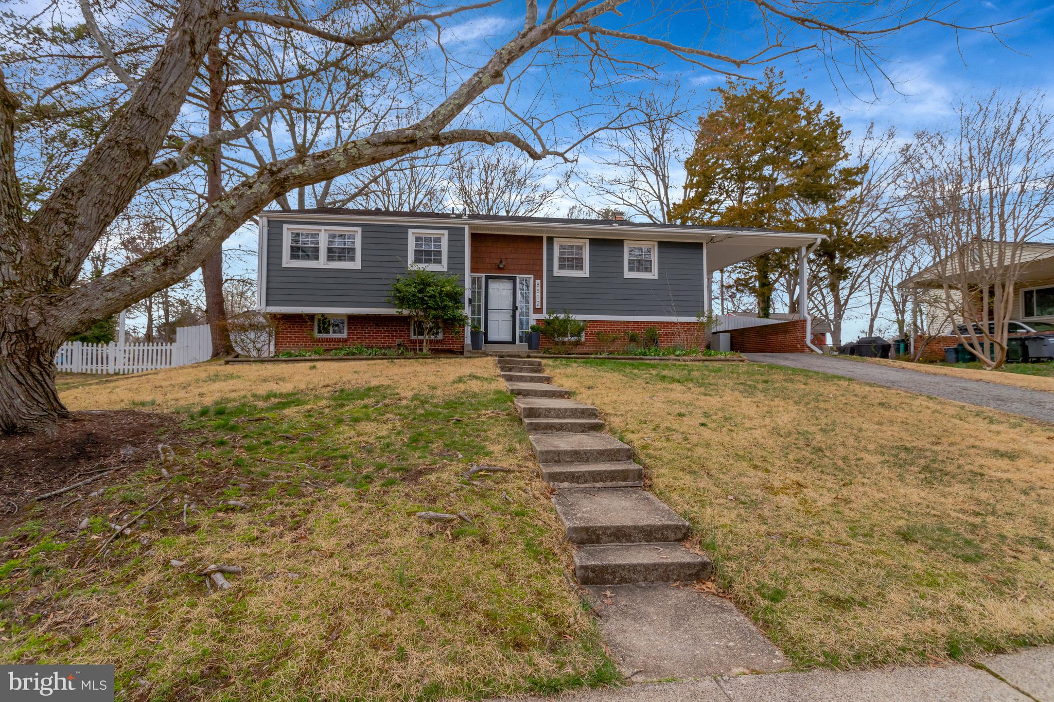 RIVERSIDE ESTATES - Residential