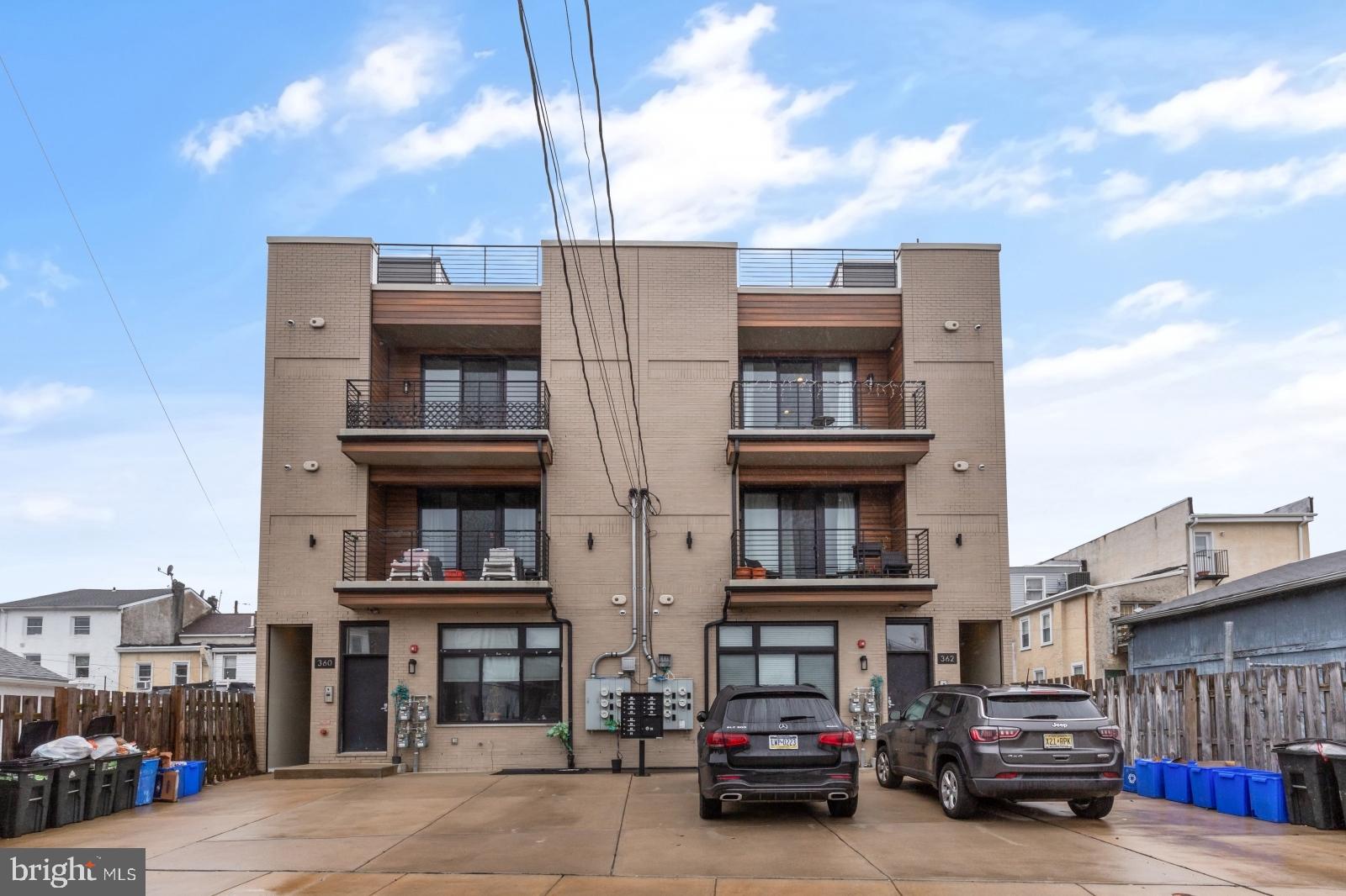 ROXBOROUGH - Residential Lease